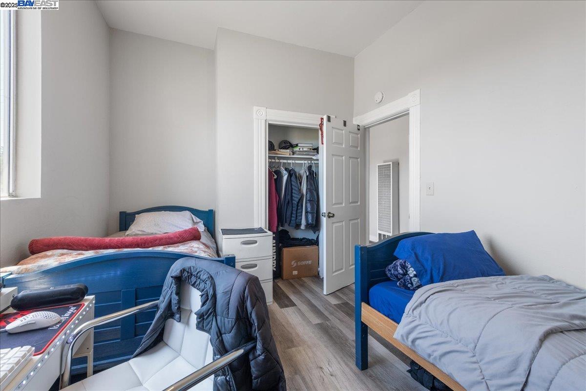 Detail Gallery Image 38 of 52 For 3214 13th Ave, Oakland,  CA 94610 - 4 Beds | 2 Baths