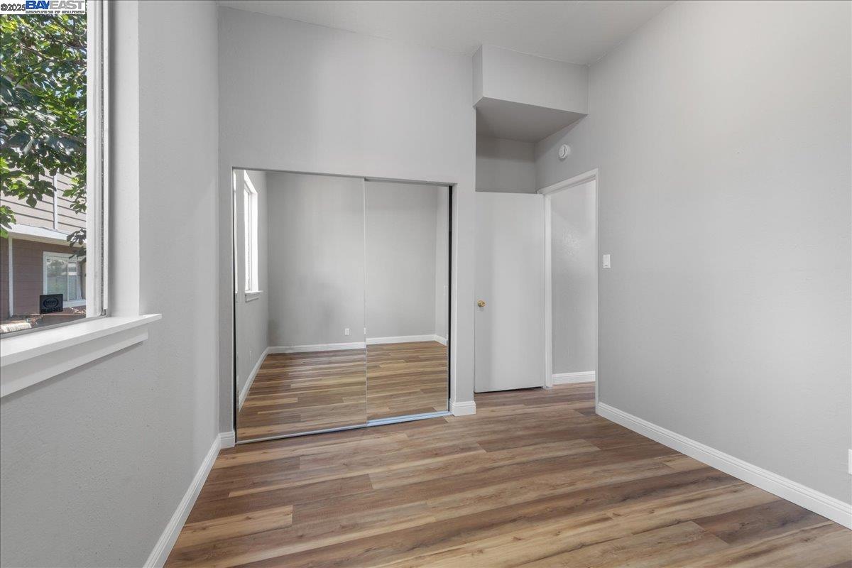 Detail Gallery Image 10 of 52 For 3214 13th Ave, Oakland,  CA 94610 - 4 Beds | 2 Baths