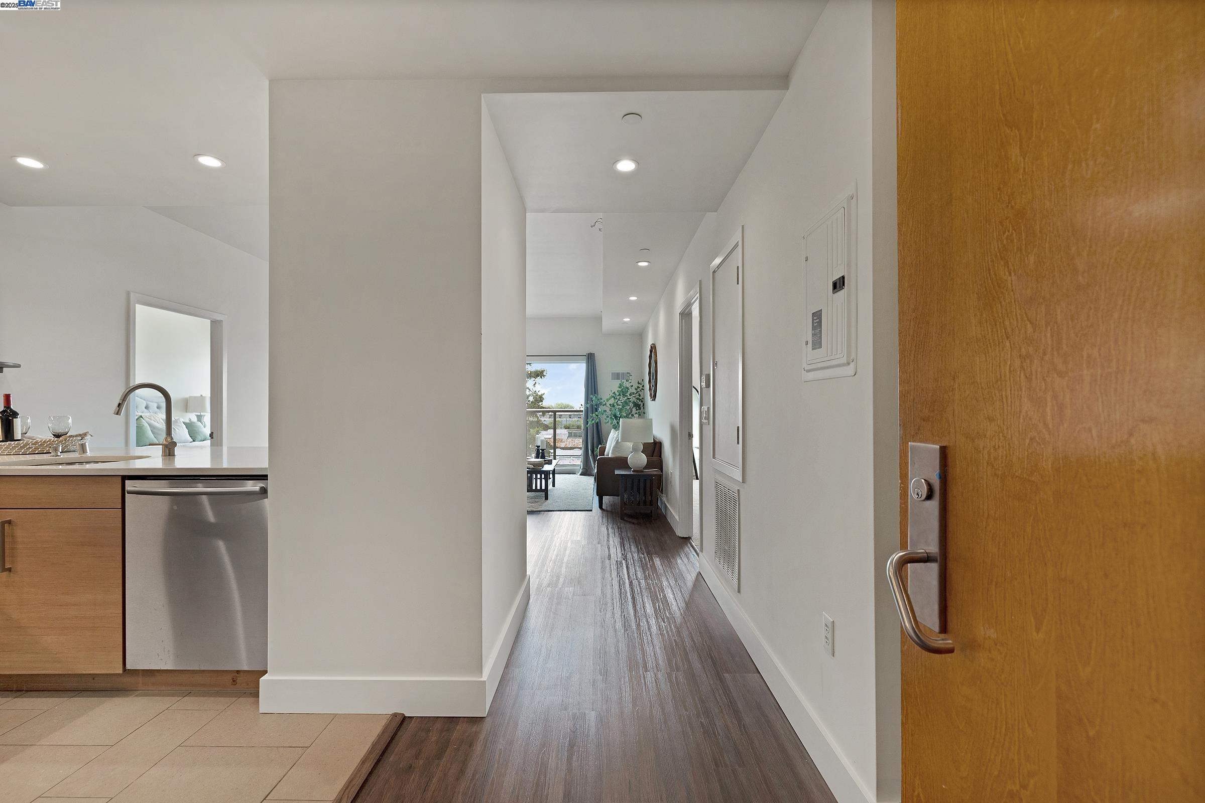 Photo #8: 41081779 Listing: Photo #8