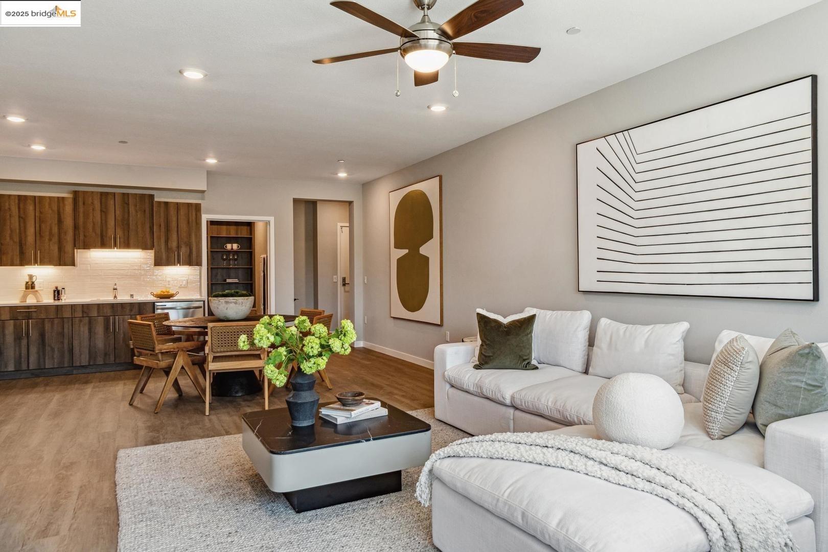 Photo #2: 41081803 Listing 