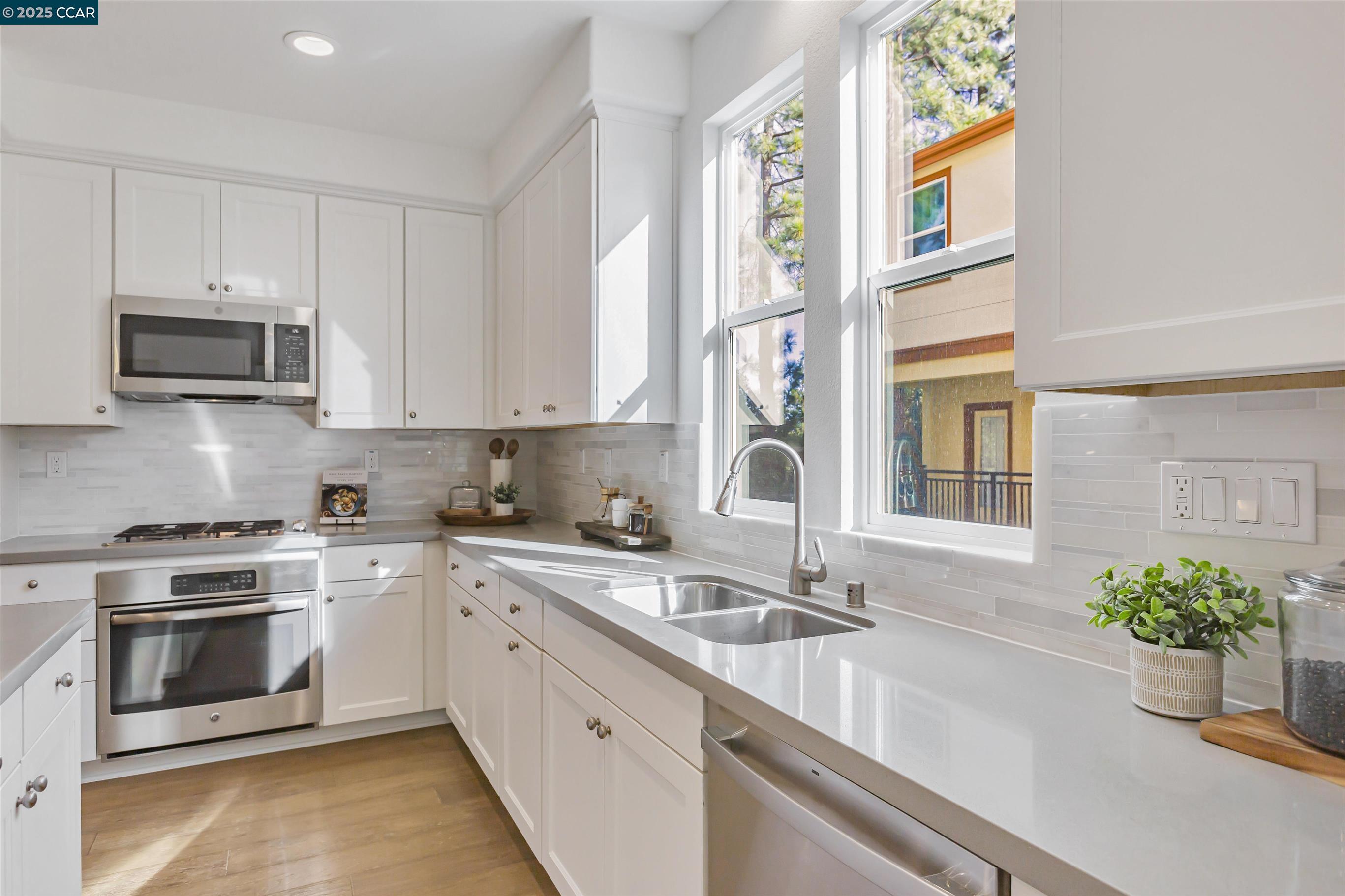 Photo #4: 41081822 Listing 