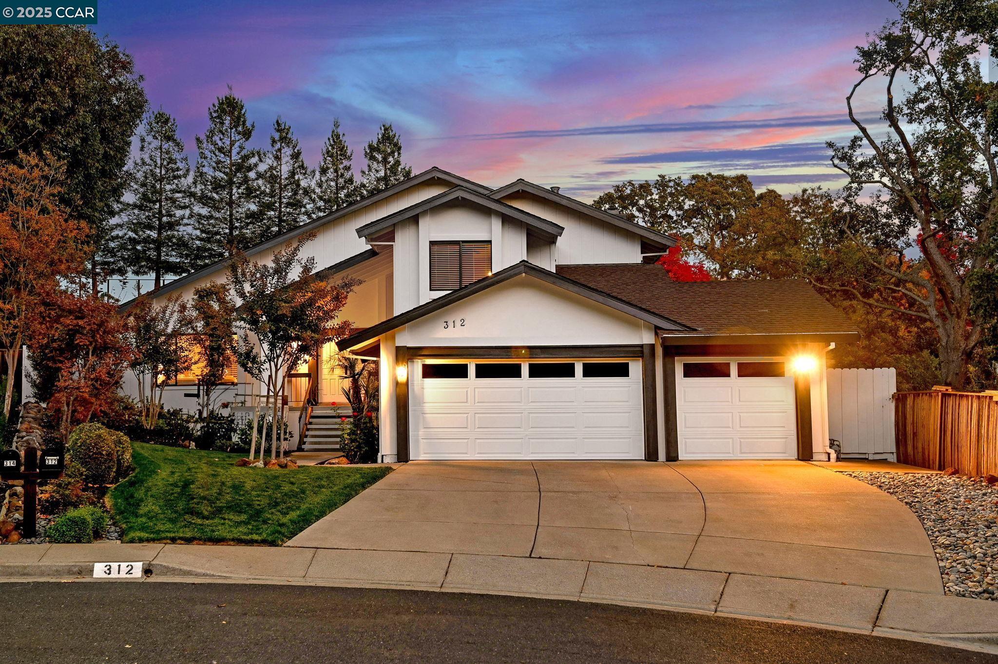Detail Gallery Image 1 of 1 For 312 Valley High Dr, Pleasant Hill,  CA 94523 - 4 Beds | 3 Baths