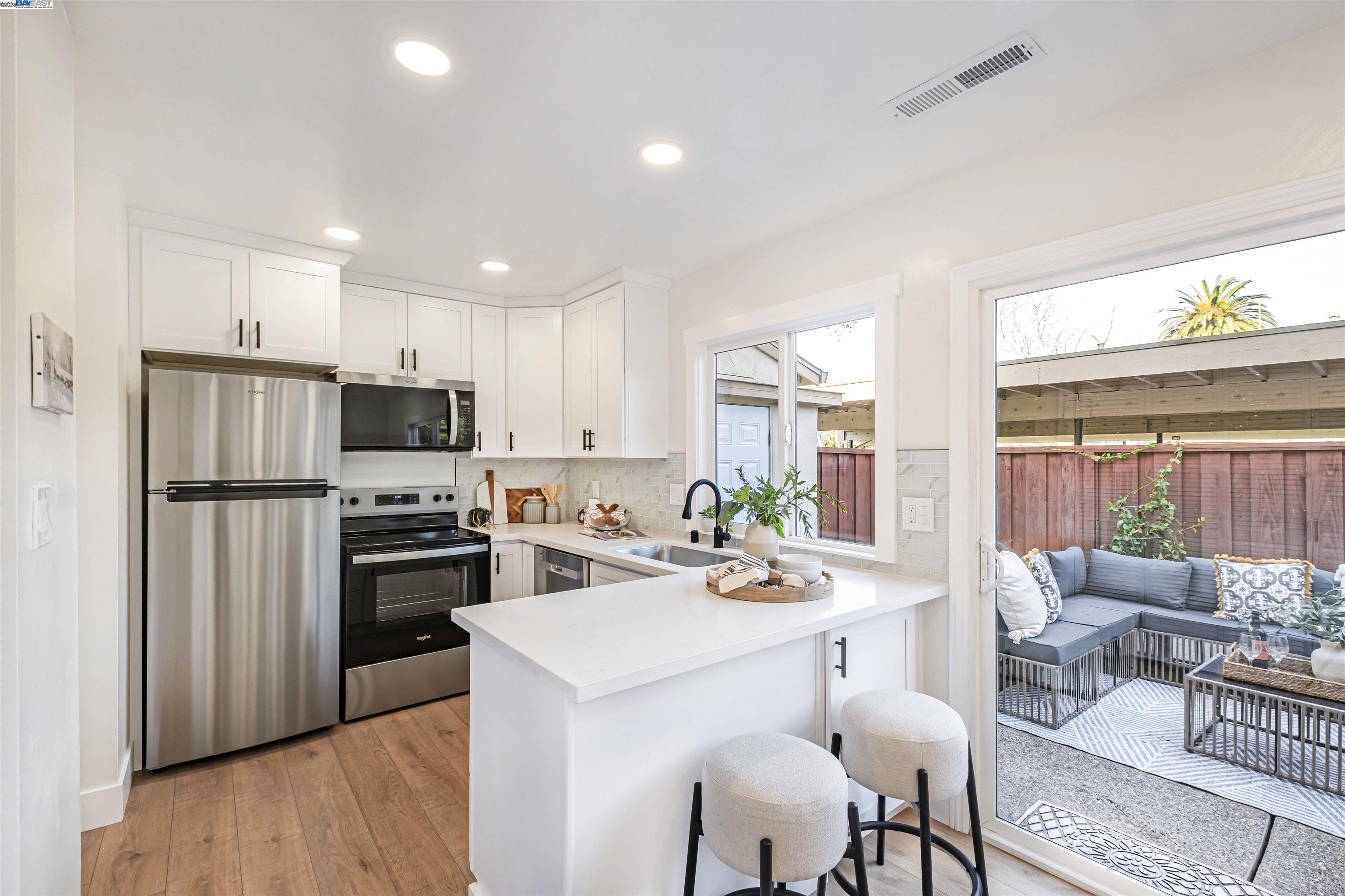 Photo #6: 41081844 Listing 