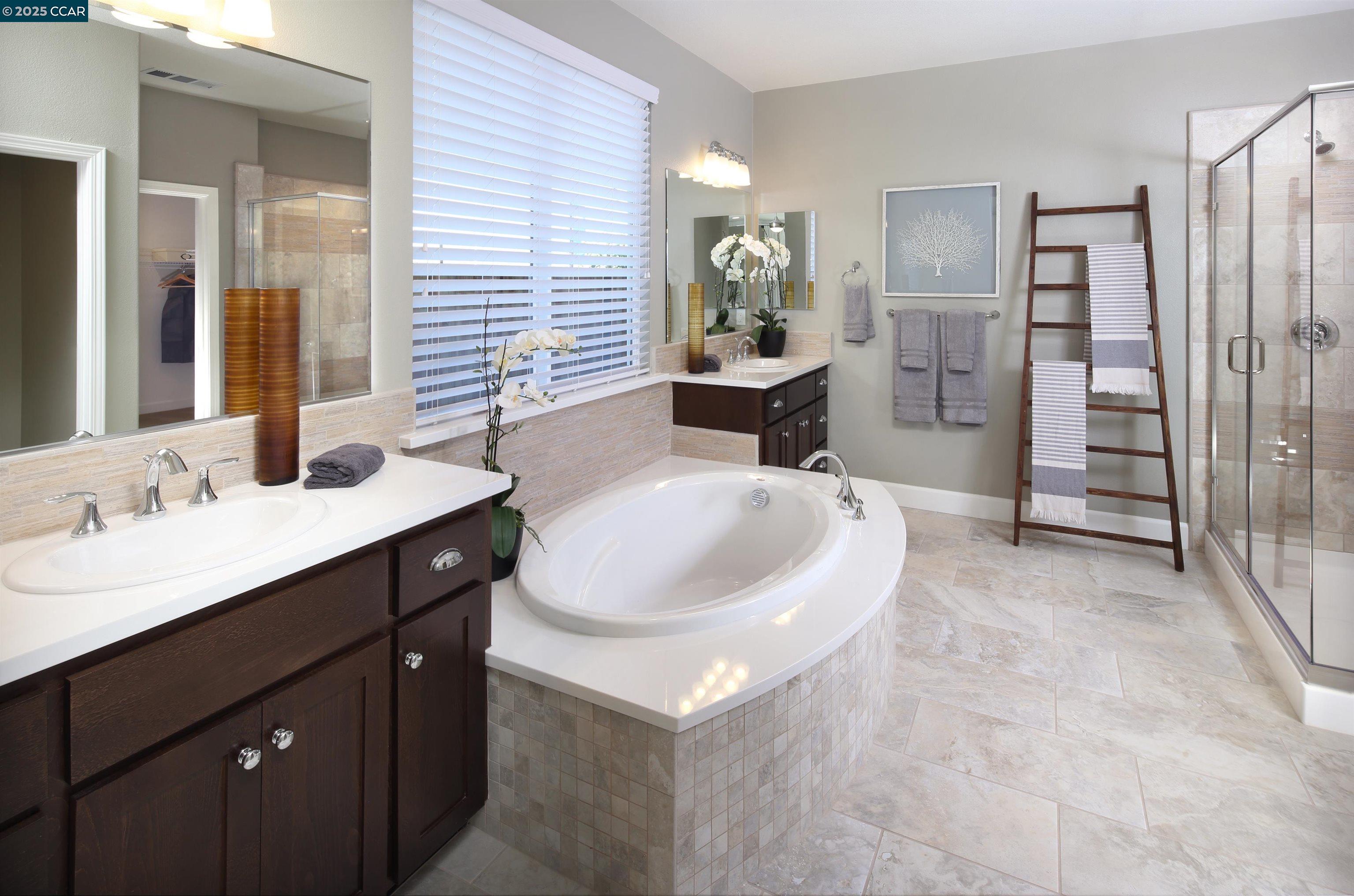 Detail Gallery Image 7 of 7 For 5445 Mountain Ridge Way, Antioch,  CA 94531 - 4 Beds | 3/1 Baths