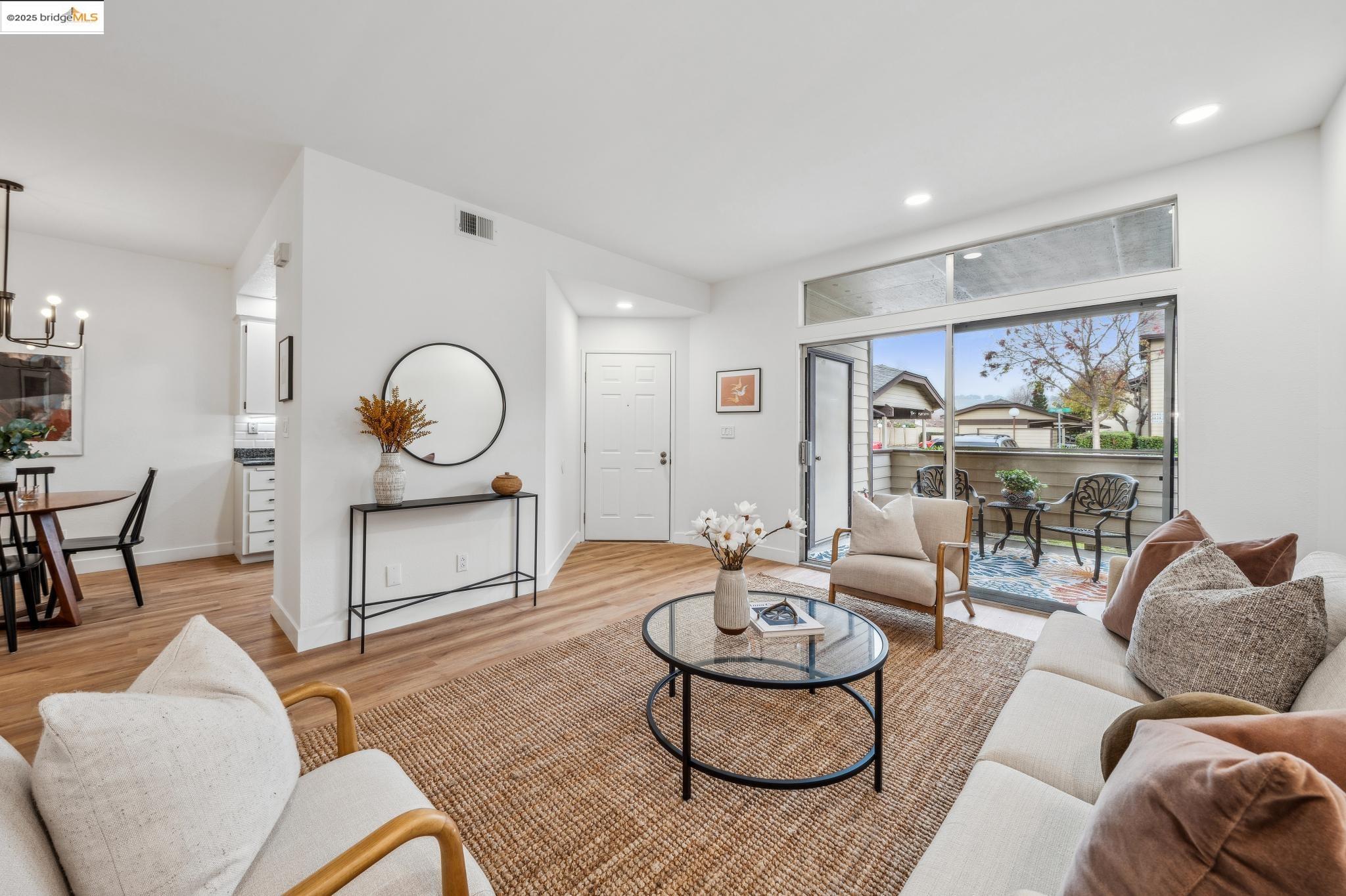Photo #6: 41081895 Listing 