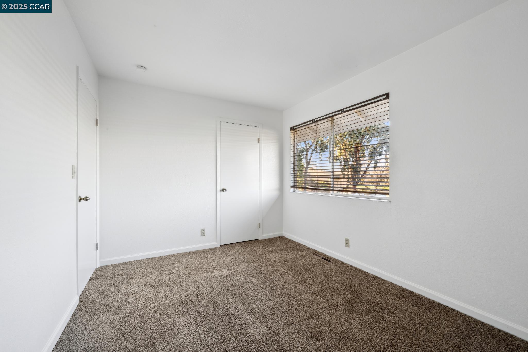 Photo #33: 41081897 Listing: Photo #33