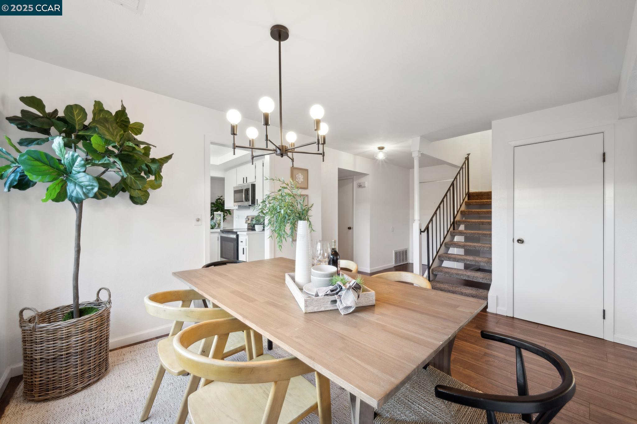 Photo #6: 41081897 Listing: Photo #6