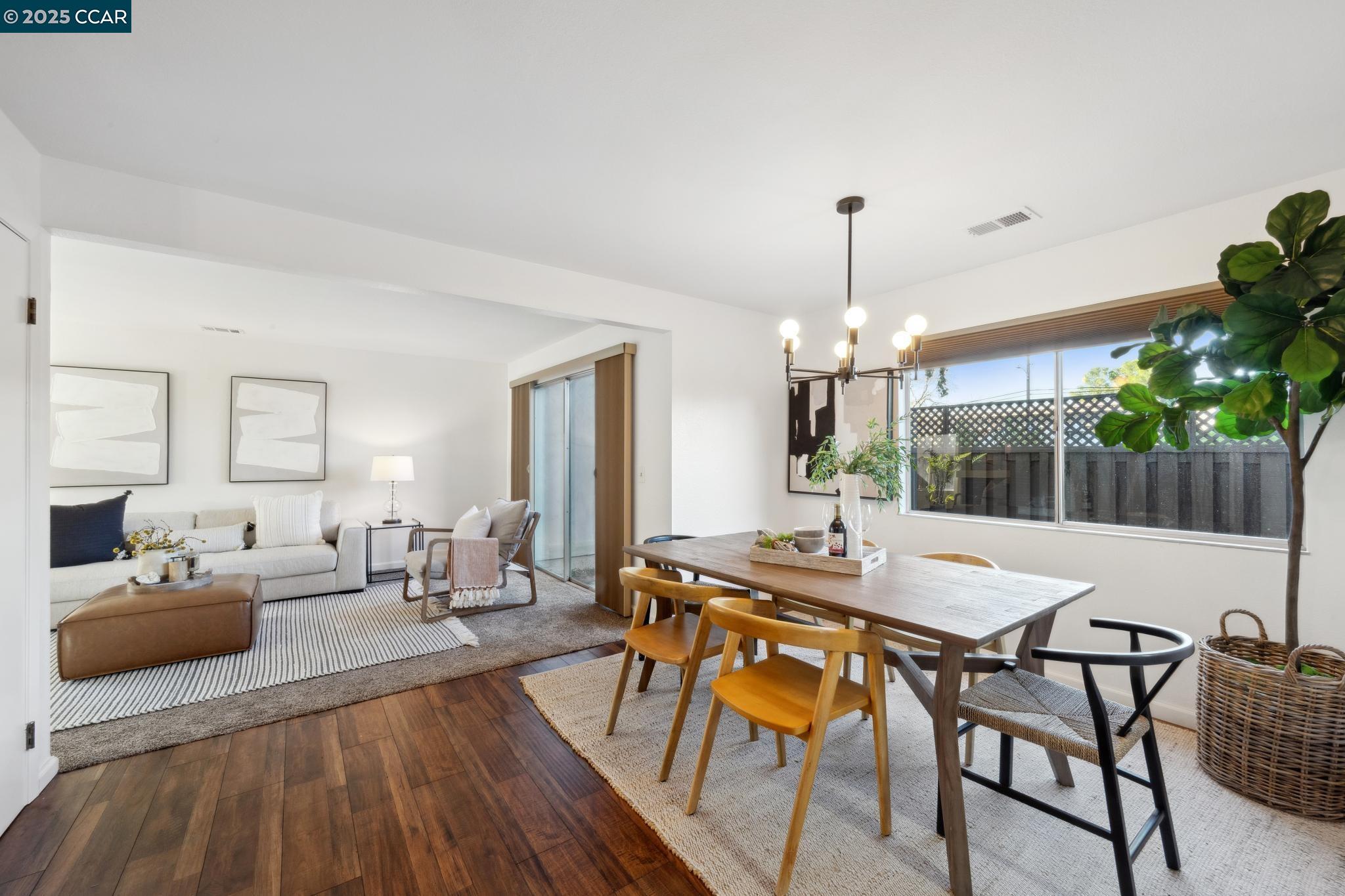 Photo #8: 41081897 Listing: Photo #8