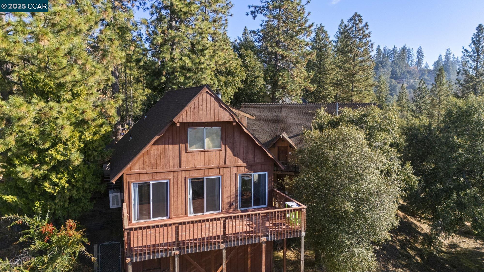 Detail Gallery Image 20 of 22 For 18957 Stag Circle, Tuolumne,  CA 95579-979 - 3 Beds | 3 Baths