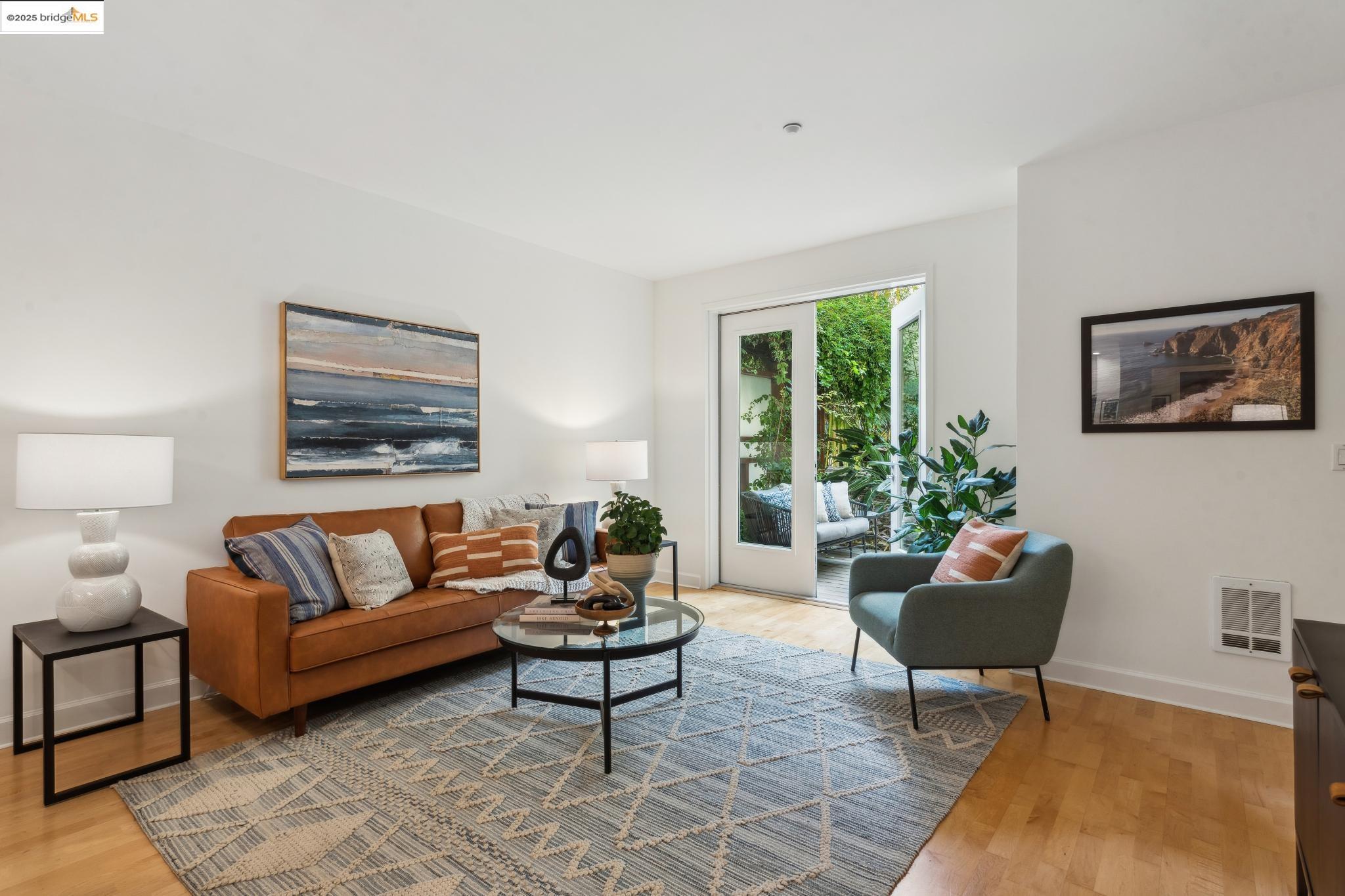 Photo #3: 41081972 Listing 
