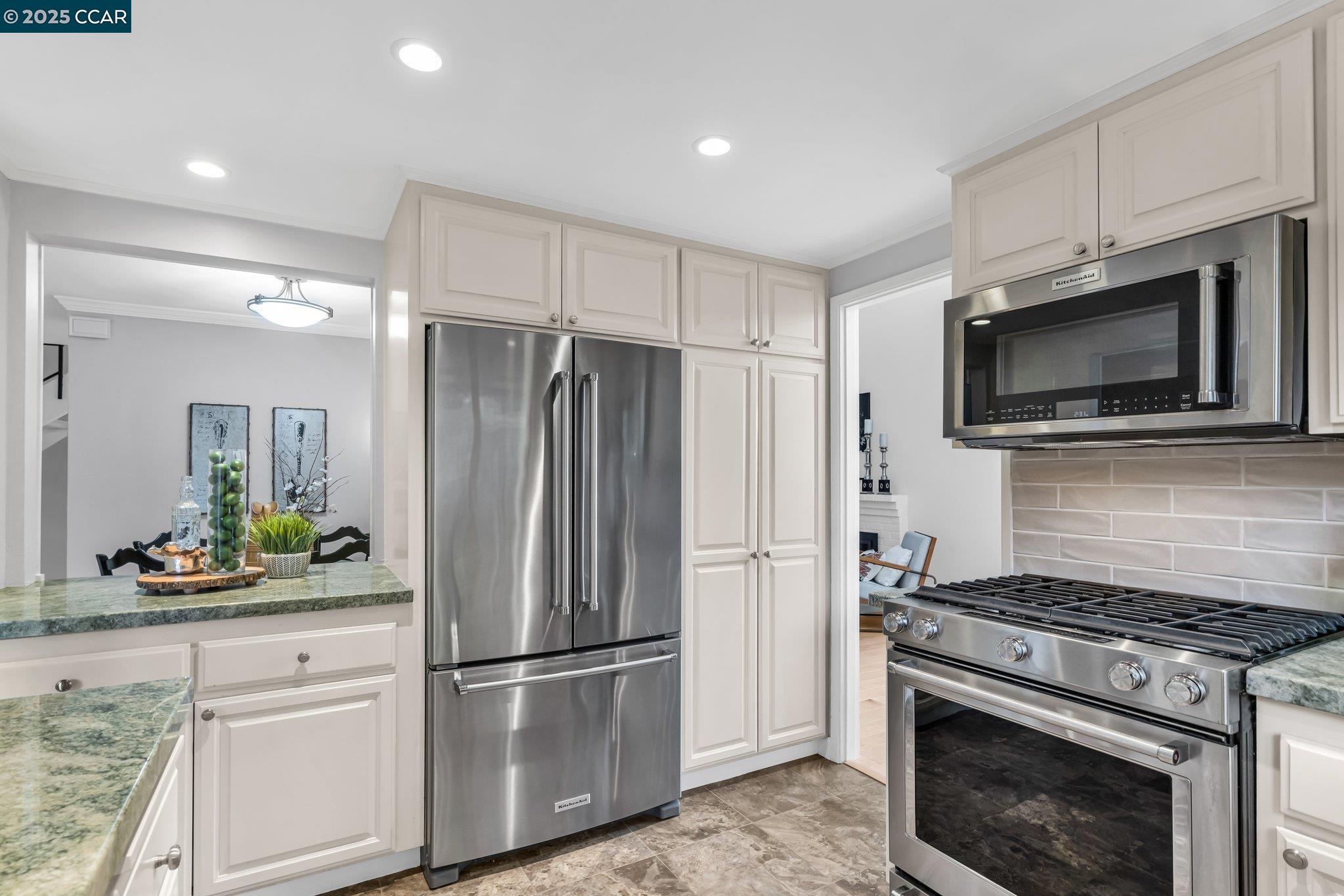 Photo #5: 41081991 Listing 