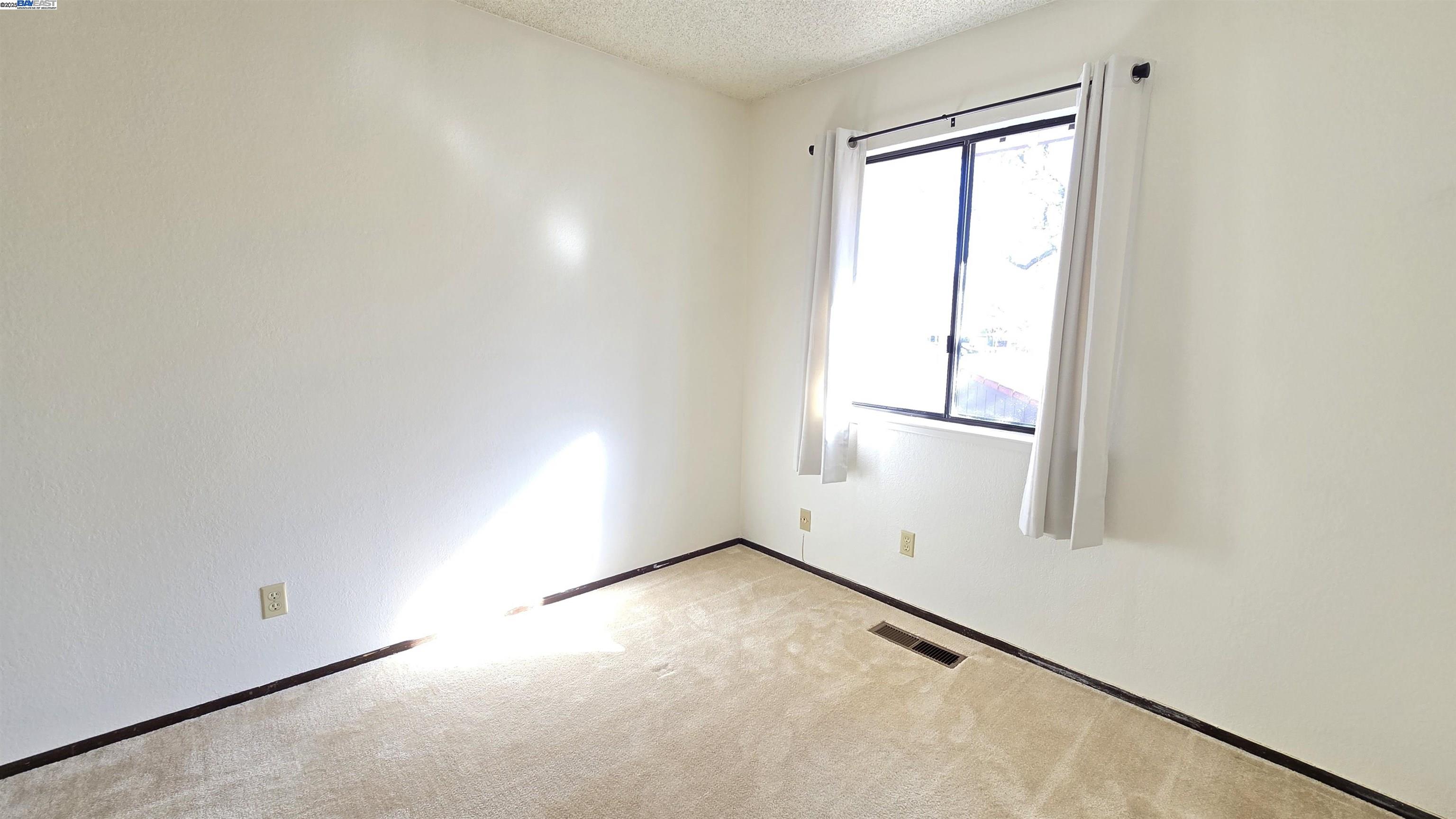6263 Joaquin Murieta Ave # A, Newark, California 94560, 3 Bedrooms Bedrooms, 5 Rooms Rooms,2 BathroomsBathrooms,Residential,For Sale,6263 Joaquin Murieta Ave # A,41081995