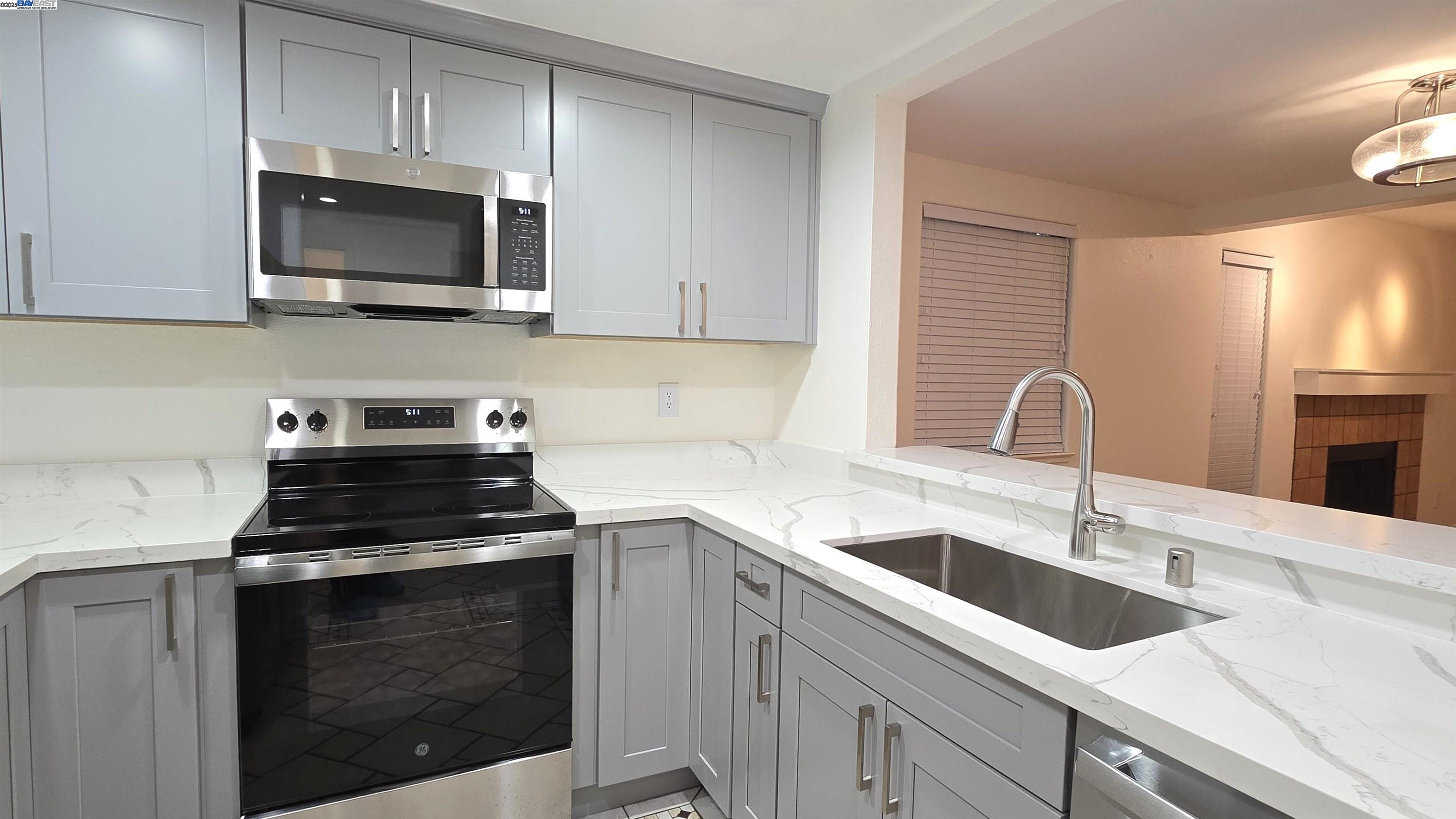 6263 Joaquin Murieta Ave # A, Newark, California 94560, 3 Bedrooms Bedrooms, 5 Rooms Rooms,2 BathroomsBathrooms,Residential,For Sale,6263 Joaquin Murieta Ave # A,41081995