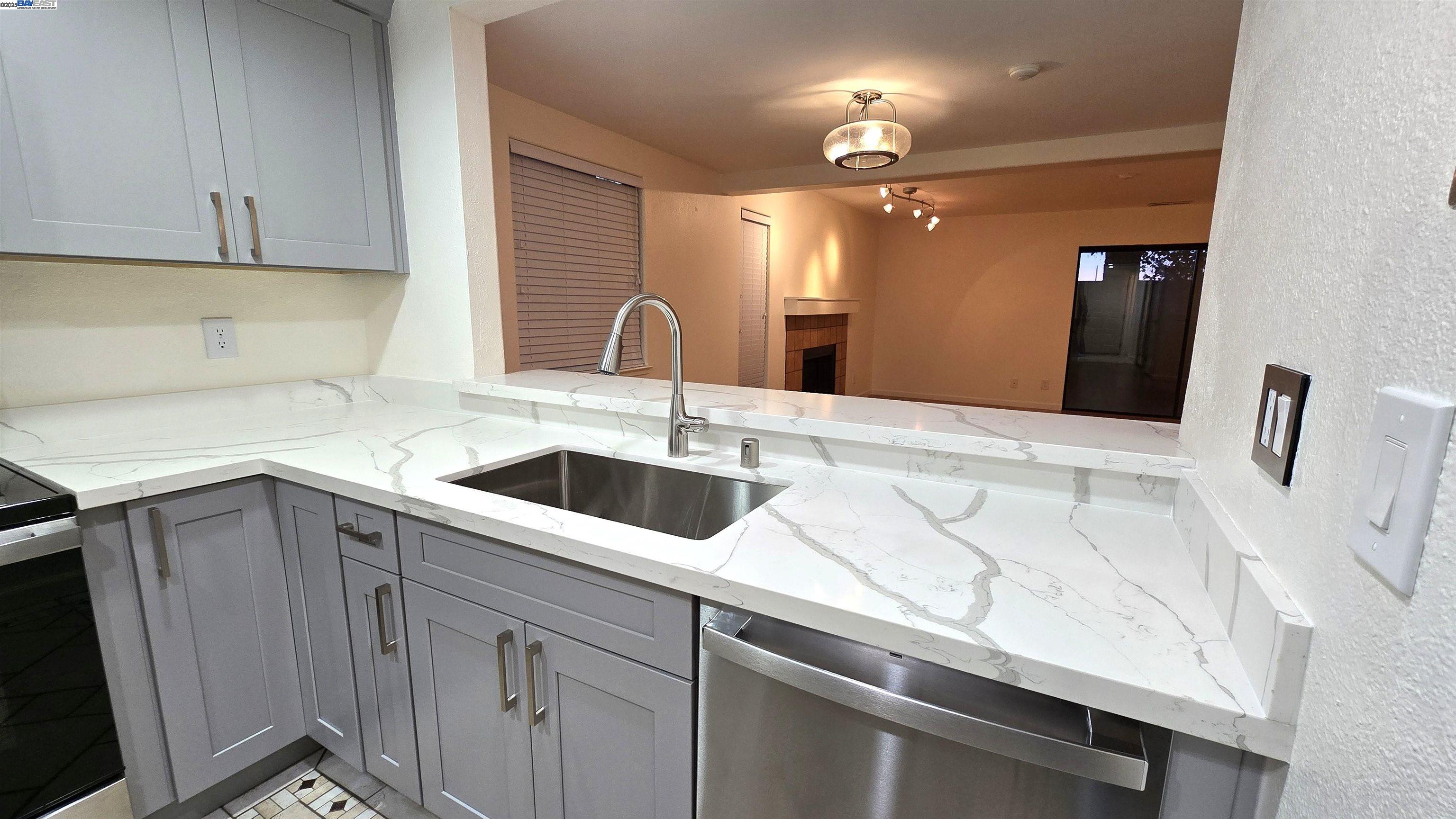 6263 Joaquin Murieta Ave # A, Newark, California 94560, 3 Bedrooms Bedrooms, 5 Rooms Rooms,2 BathroomsBathrooms,Residential,For Sale,6263 Joaquin Murieta Ave # A,41081995