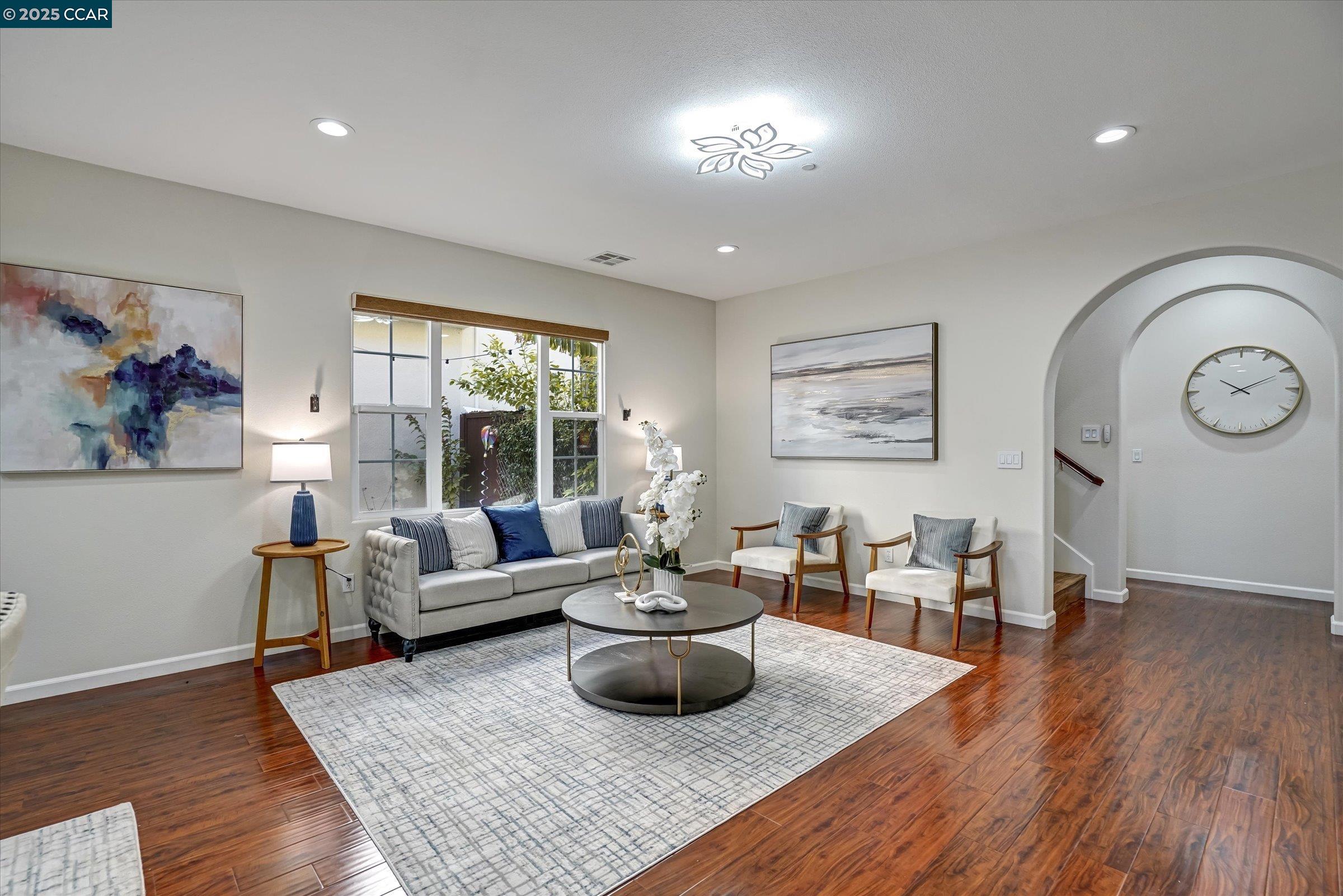 Detail Gallery Image 11 of 56 For 7438 Stoneleaf Rd, San Ramon,  CA 94582 - 3 Beds | 2/1 Baths