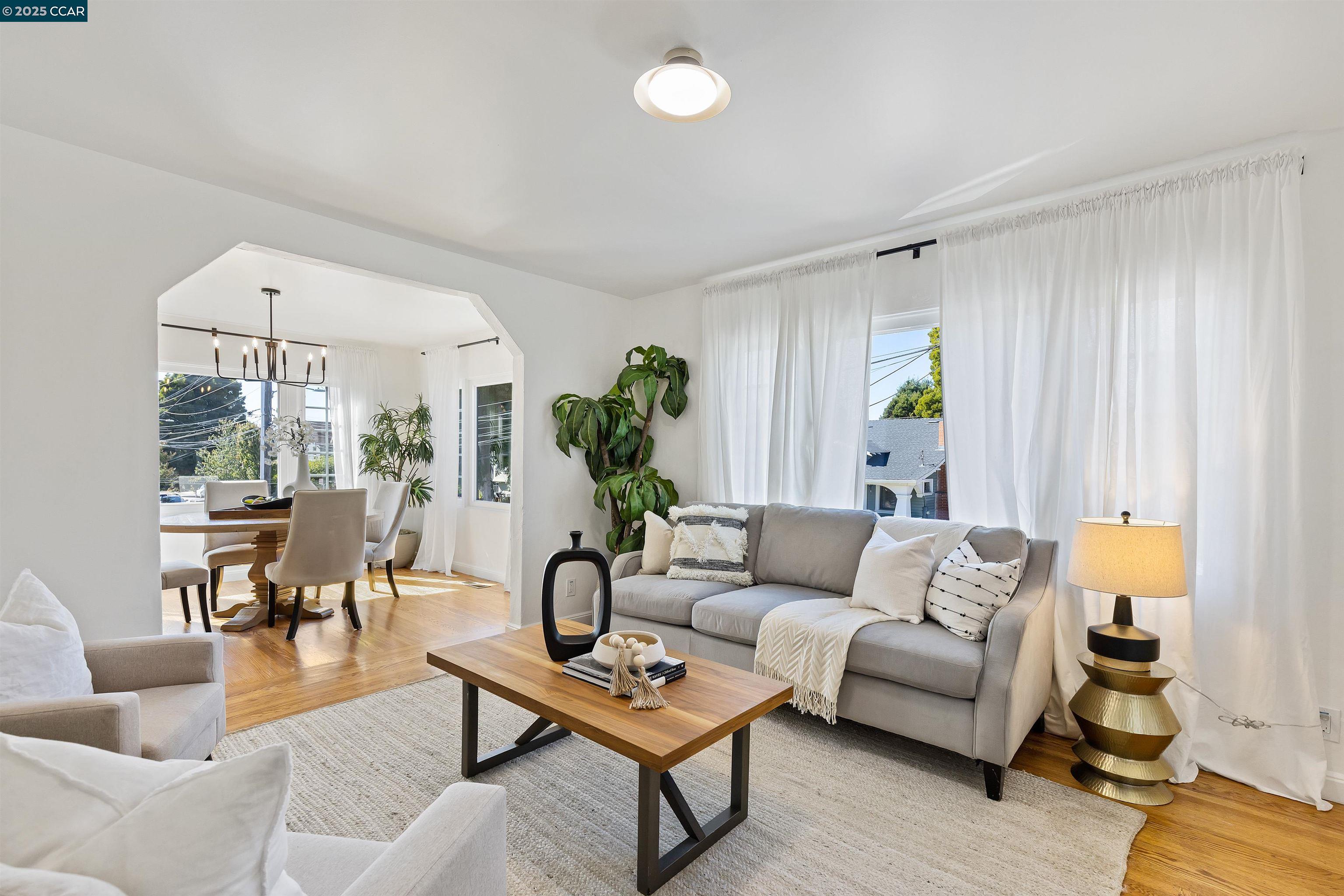 Photo #4: 41082027 Listing 