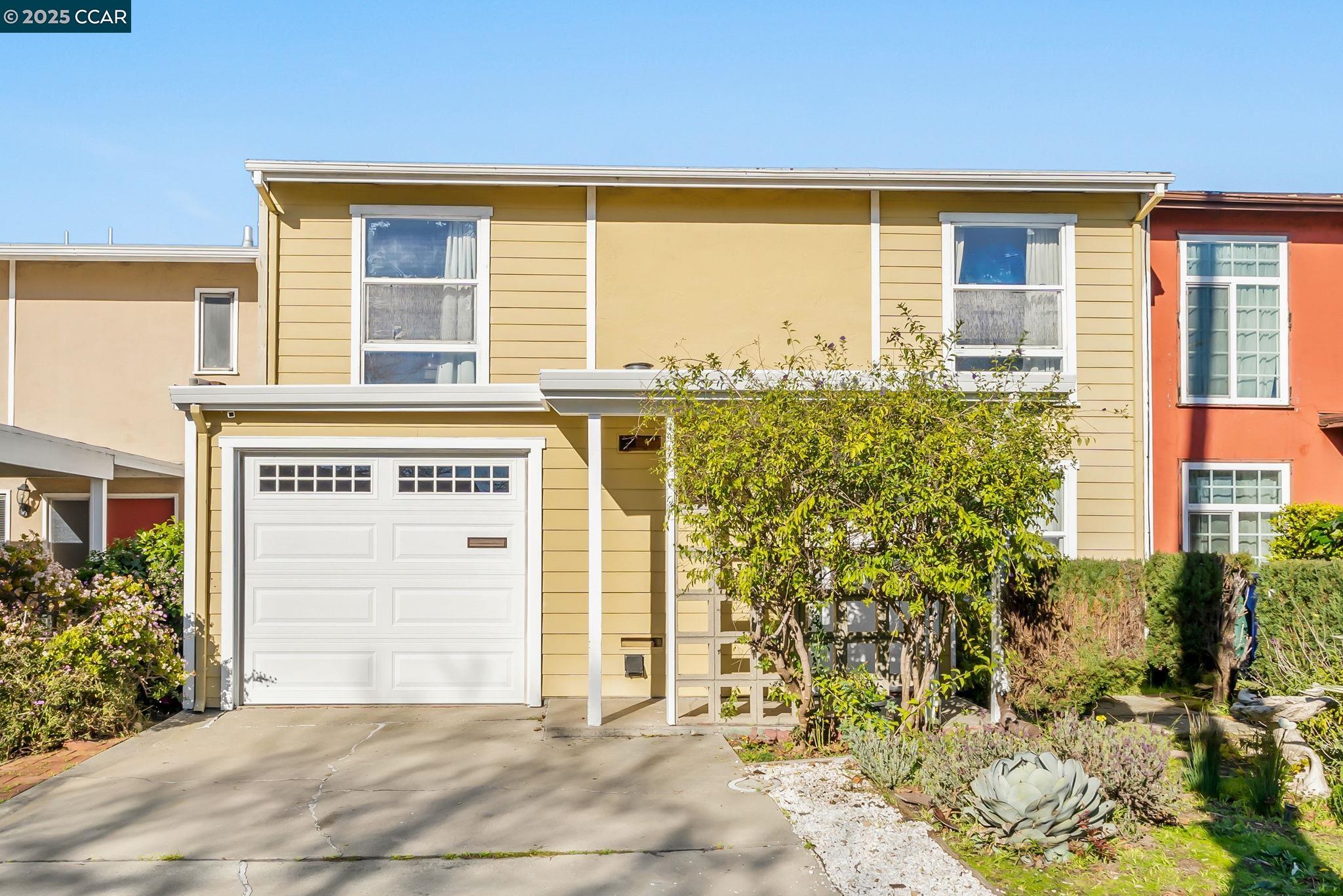 Detail Gallery Image 1 of 1 For 4411 Cutting Blvd, Richmond,  CA 94804 - 4 Beds | 1/1 Baths