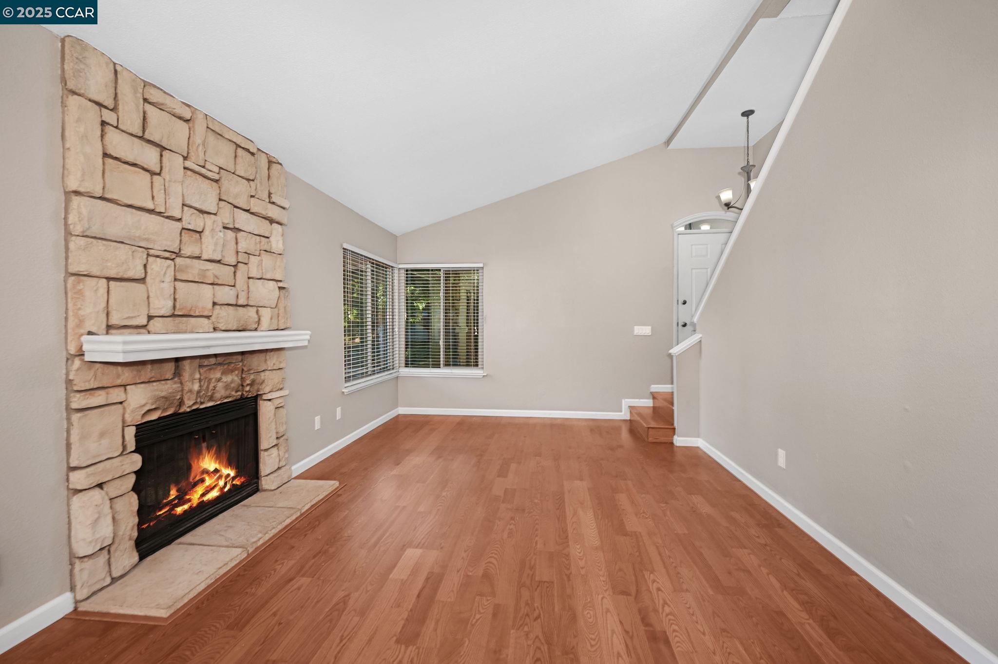 Photo #6: 41082040 Listing 