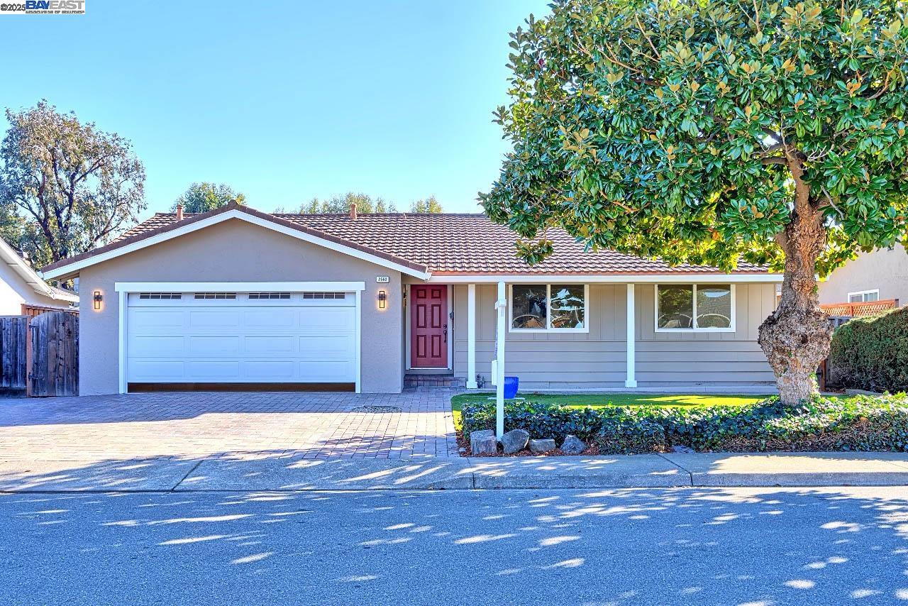 Detail Gallery Image 1 of 1 For 2562 Cherrywood Dr, Union City,  CA 94587 - 3 Beds | 2 Baths