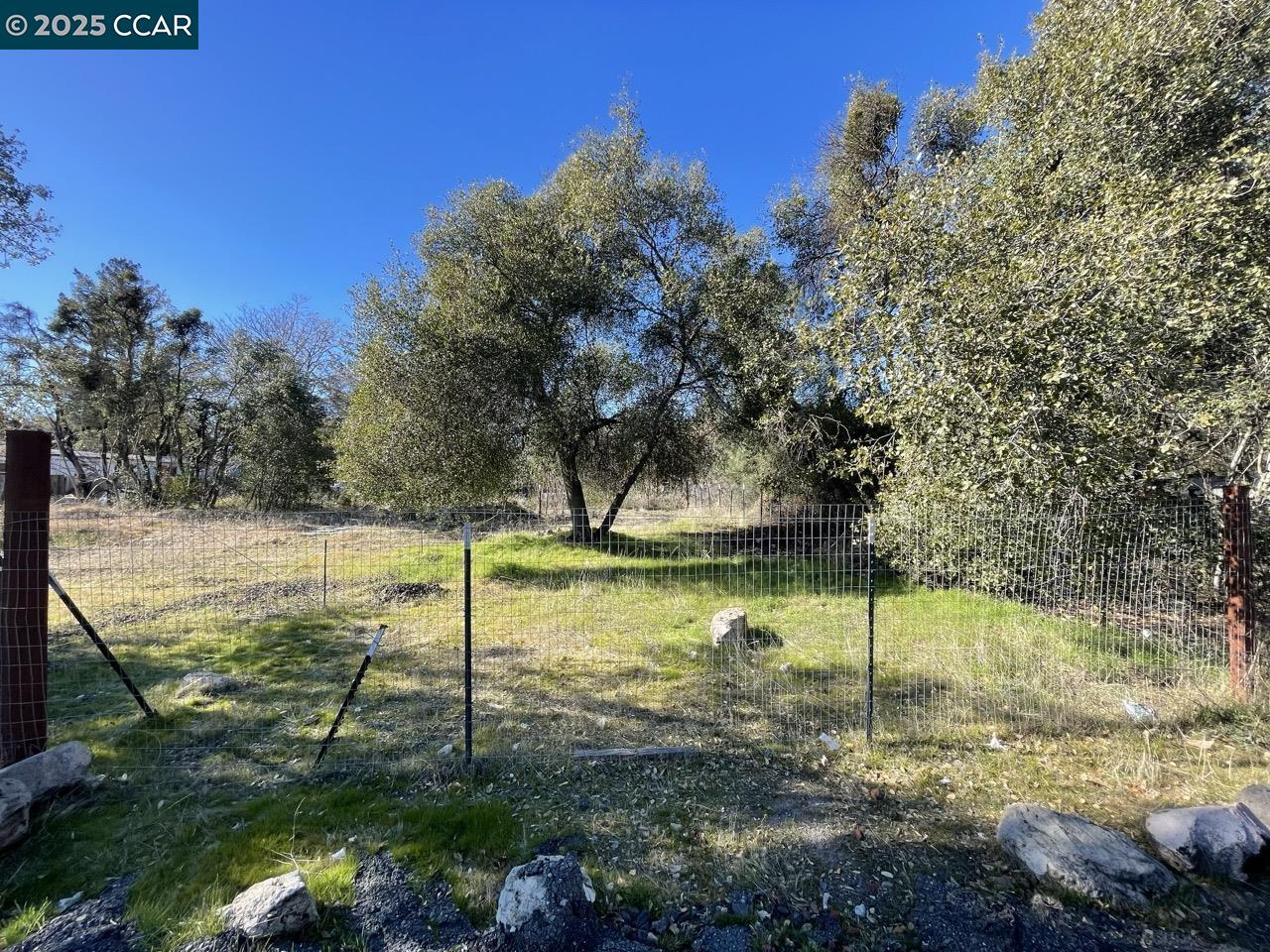 Detail Gallery Image 5 of 12 For 3627 Mint St, Clearlake,  CA 95422 - – Beds | – Baths