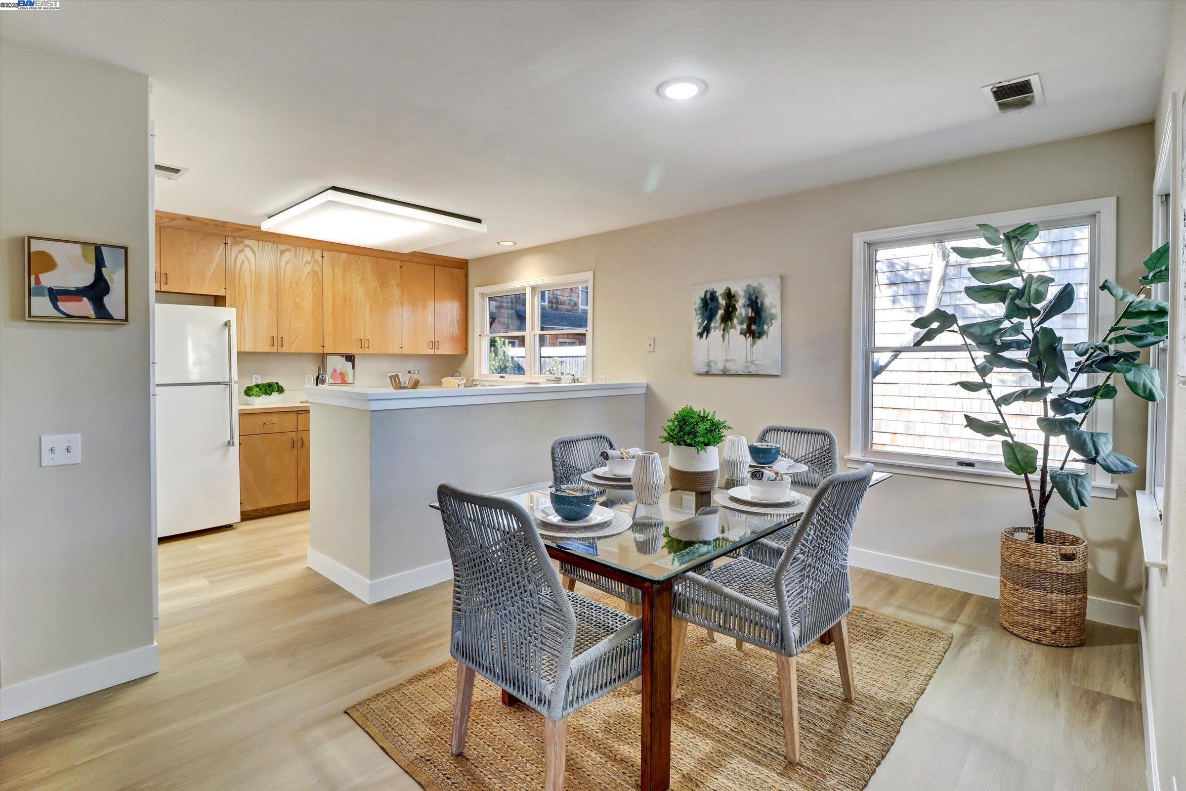 Photo #2: 41082087 Listing 