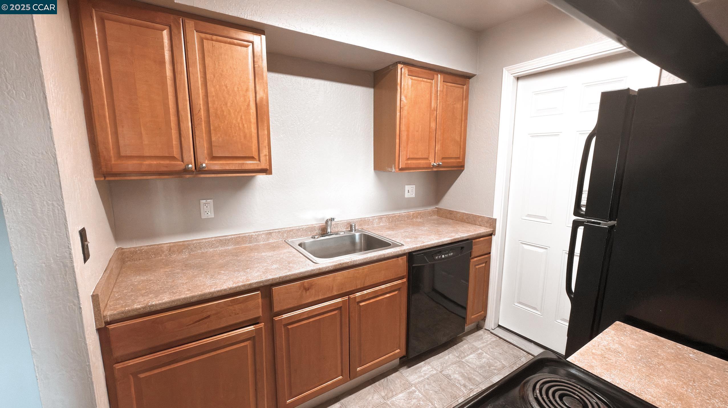 Photo #2: 41082136 Listing 