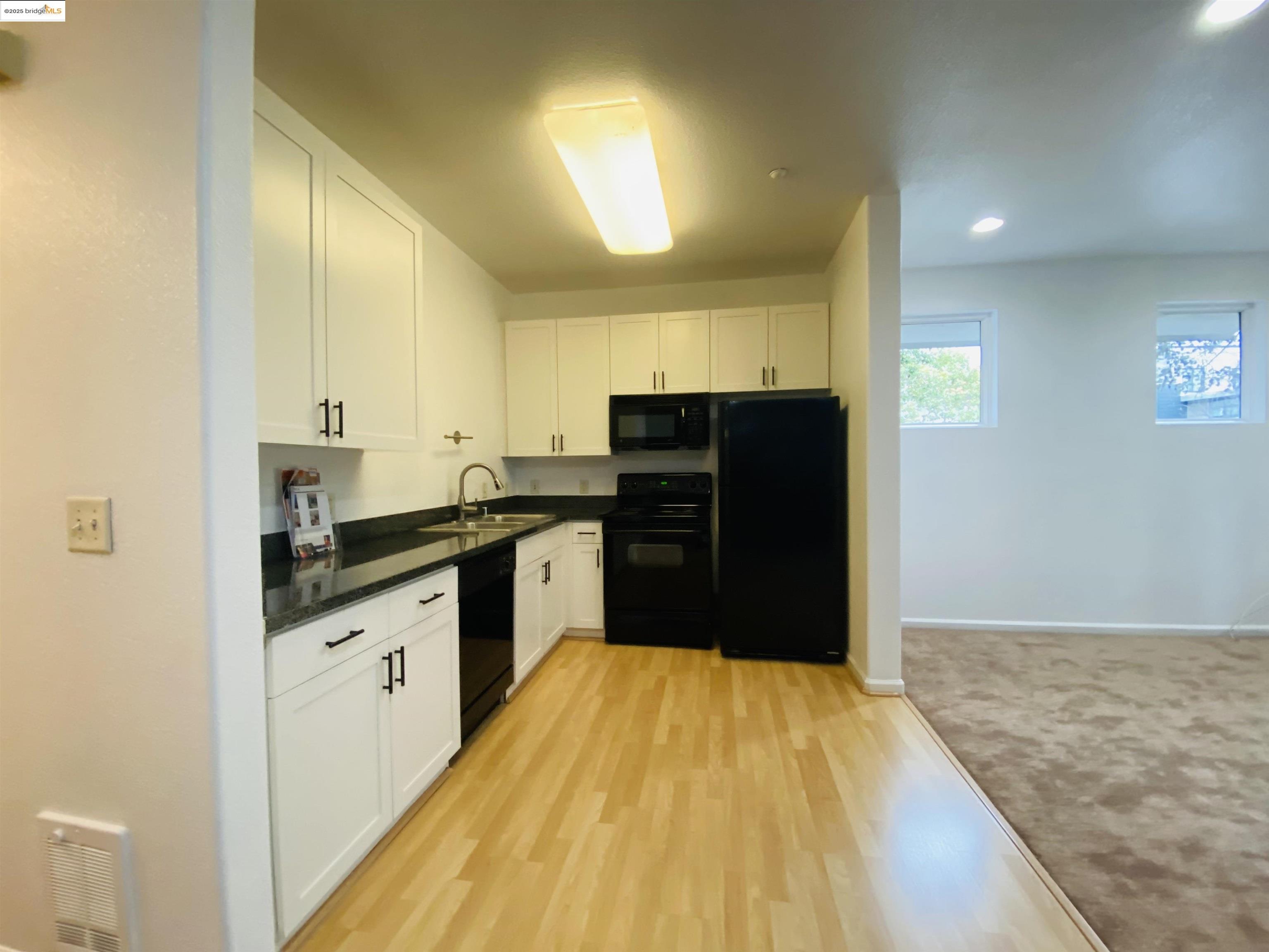 Photo #4: 41082137 Listing 
