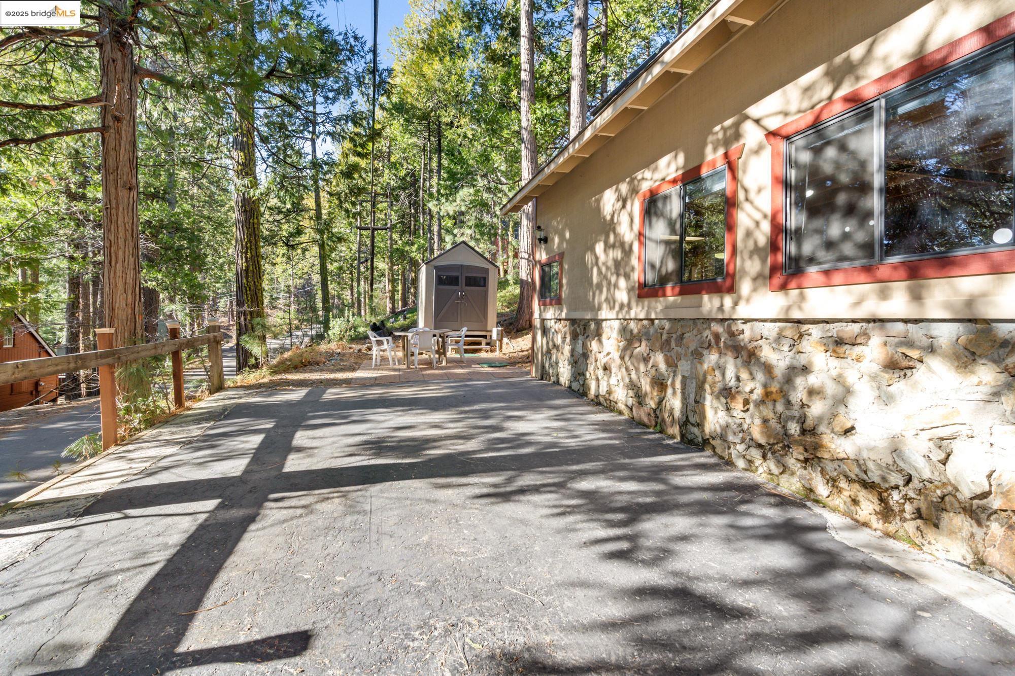 Detail Gallery Image 26 of 36 For 25482 Rebekah Rd, Long Barn,  CA 95335 - 1 Beds | 1 Baths