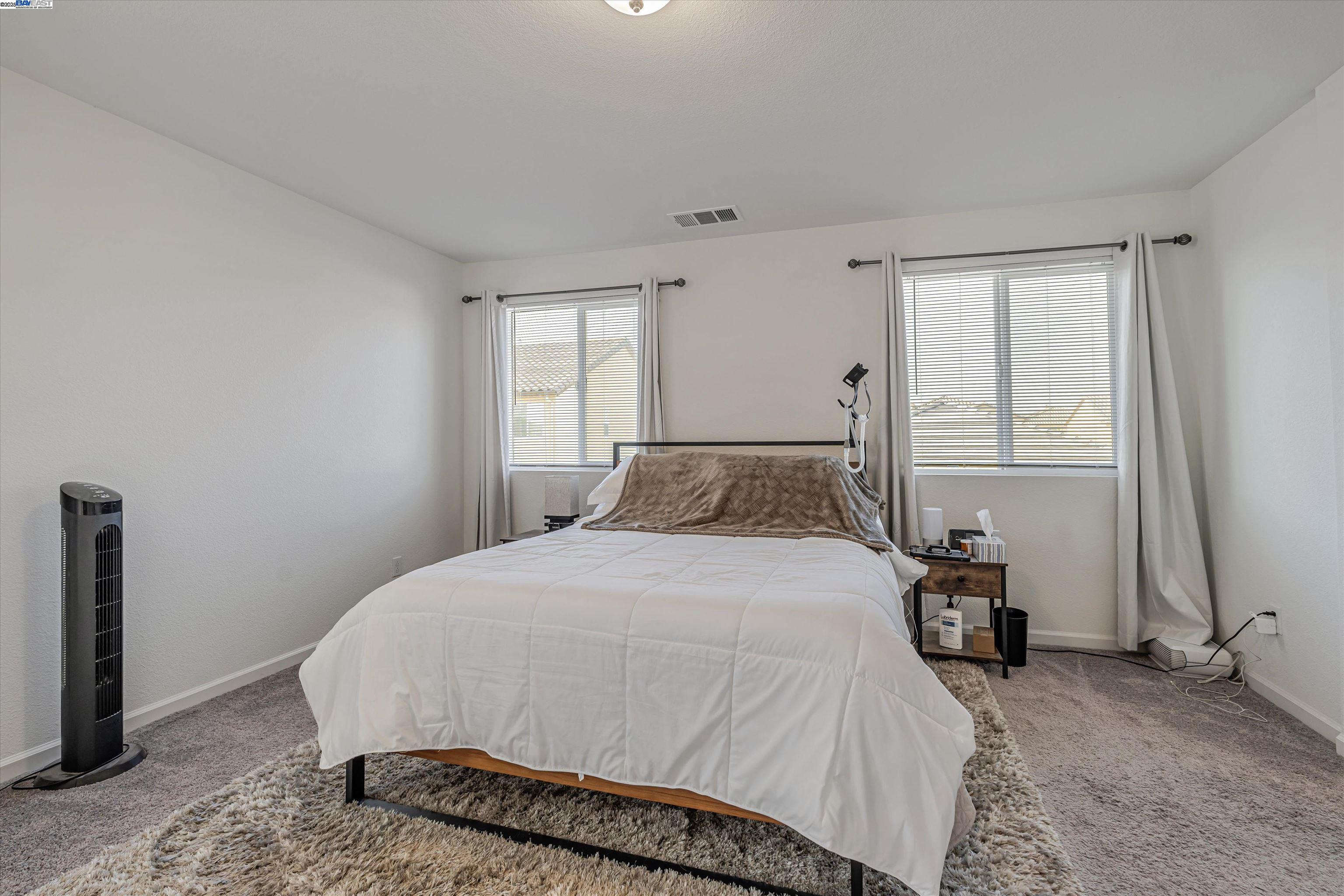 Detail Gallery Image 17 of 45 For 1769 Townsend Ave, Manteca,  CA 95337 - 5 Beds | 3 Baths