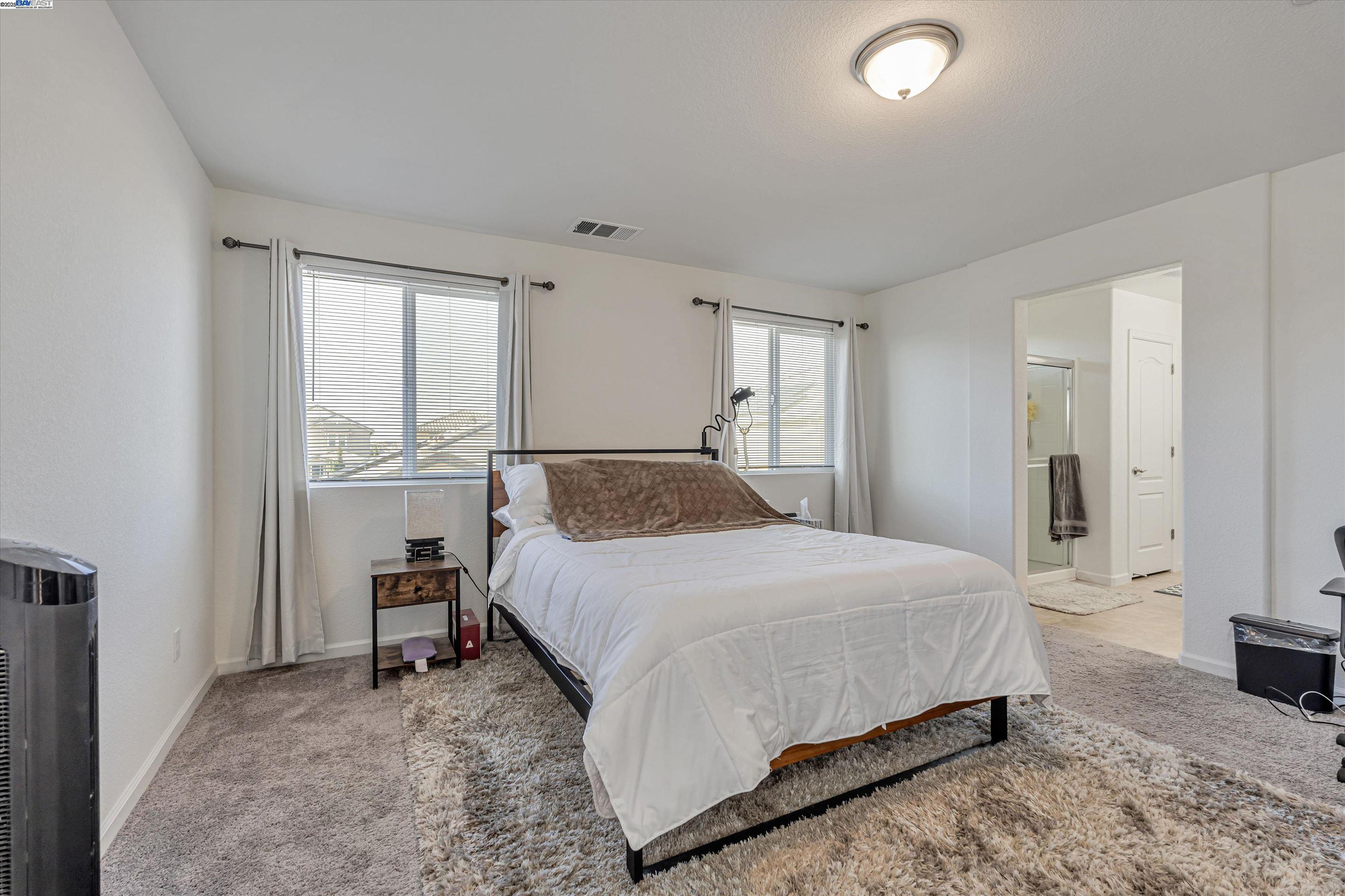 Detail Gallery Image 19 of 45 For 1769 Townsend Ave, Manteca,  CA 95337 - 5 Beds | 3 Baths