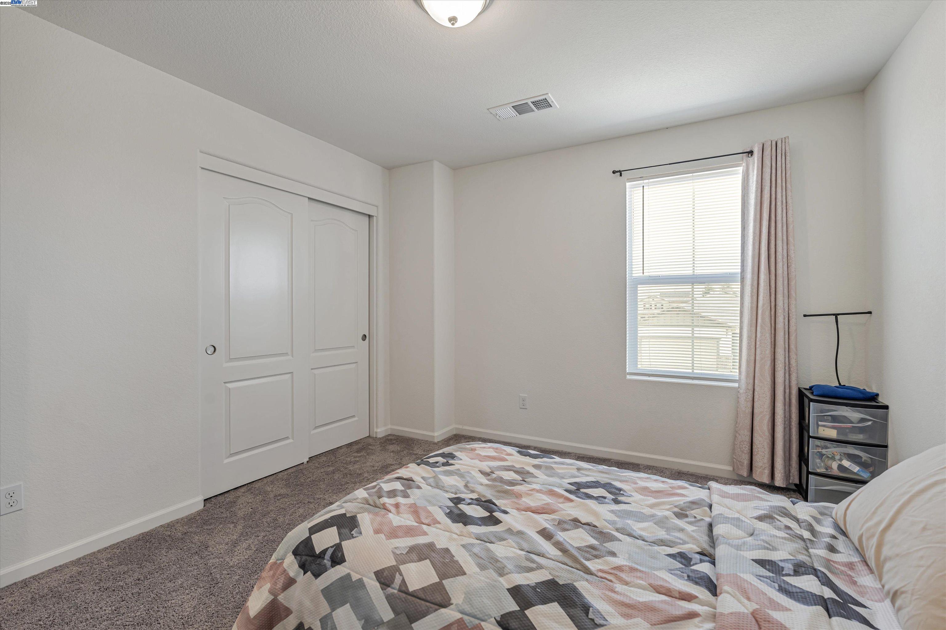 Detail Gallery Image 28 of 45 For 1769 Townsend Ave, Manteca,  CA 95337 - 5 Beds | 3 Baths