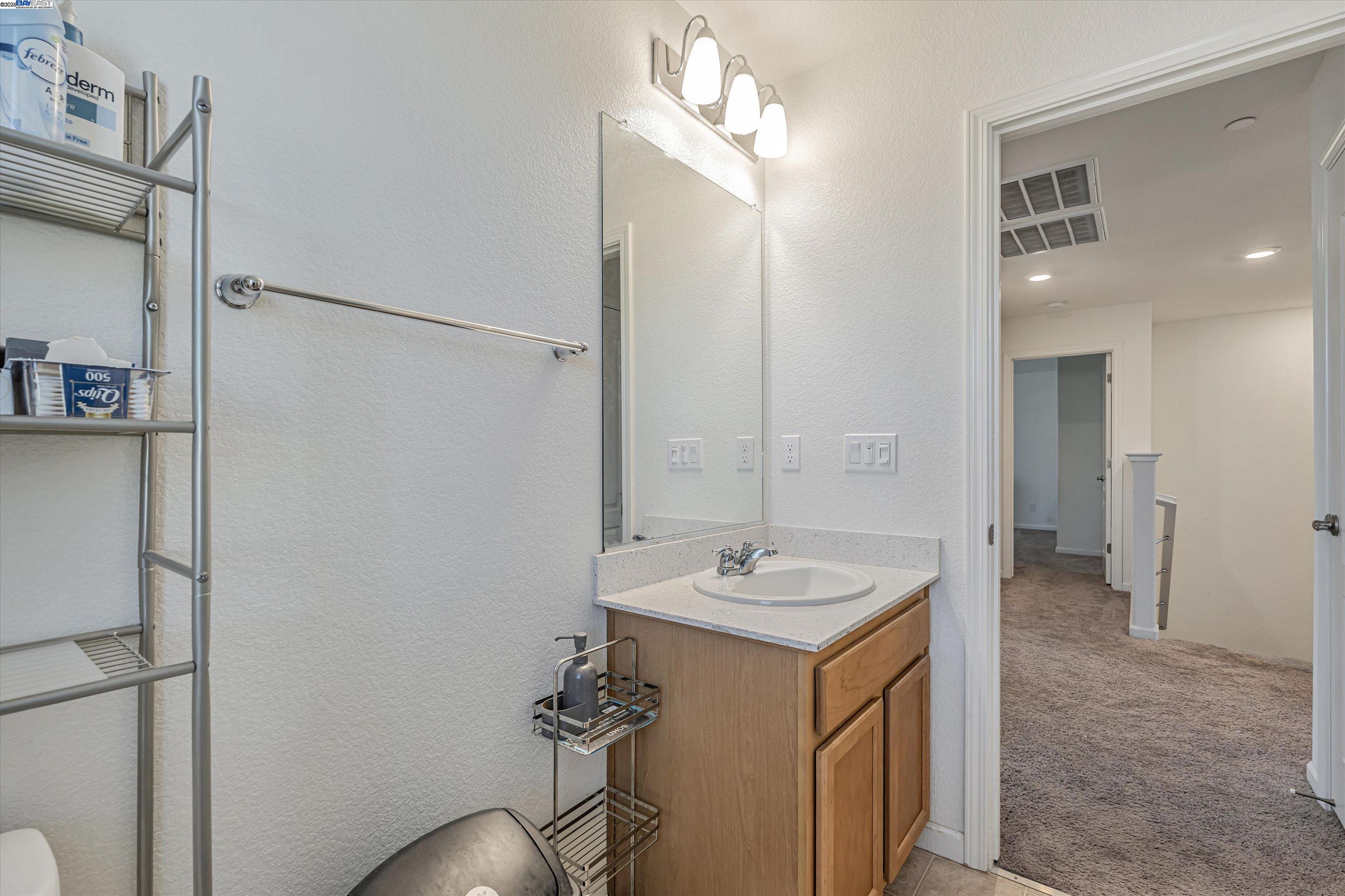 Detail Gallery Image 31 of 45 For 1769 Townsend Ave, Manteca,  CA 95337 - 5 Beds | 3 Baths