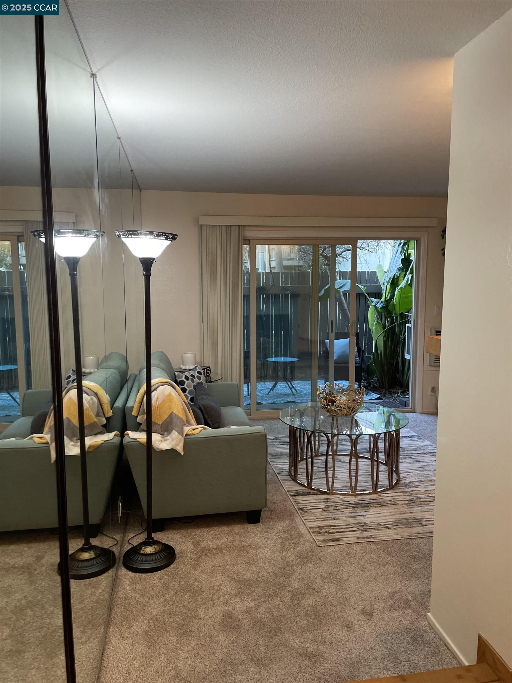 Photo #8: 41082172 Listing 