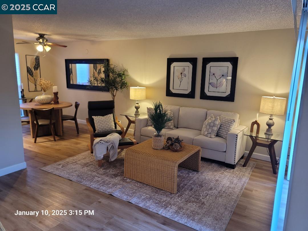 Photo #2: 41082182 Listing 