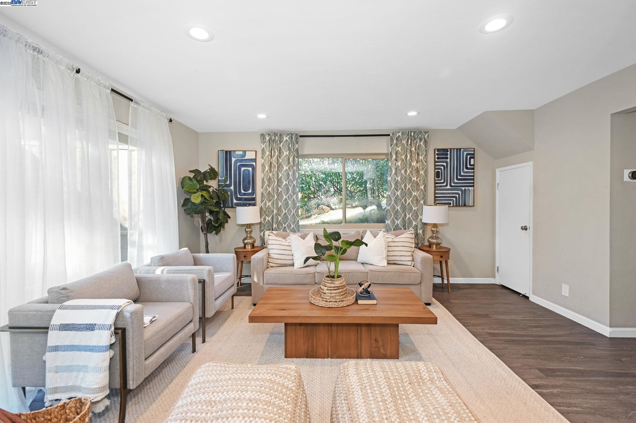 Photo #6: 41082187 Listing 