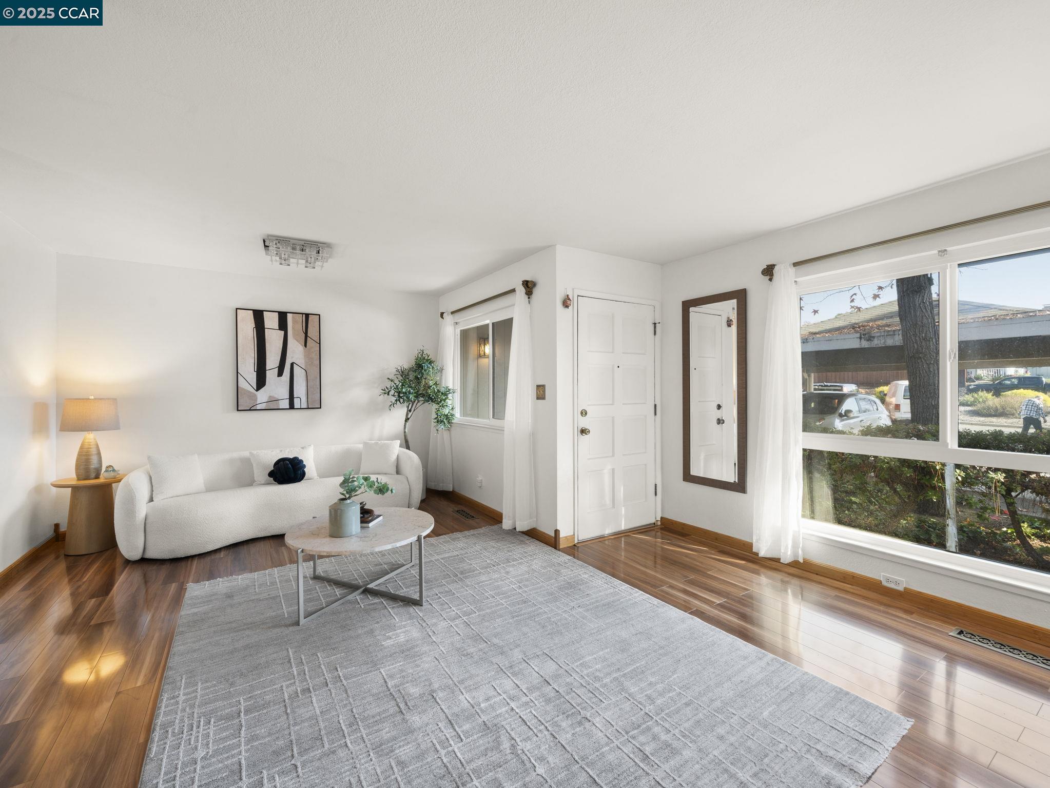 Photo #3: 41082190 Listing 