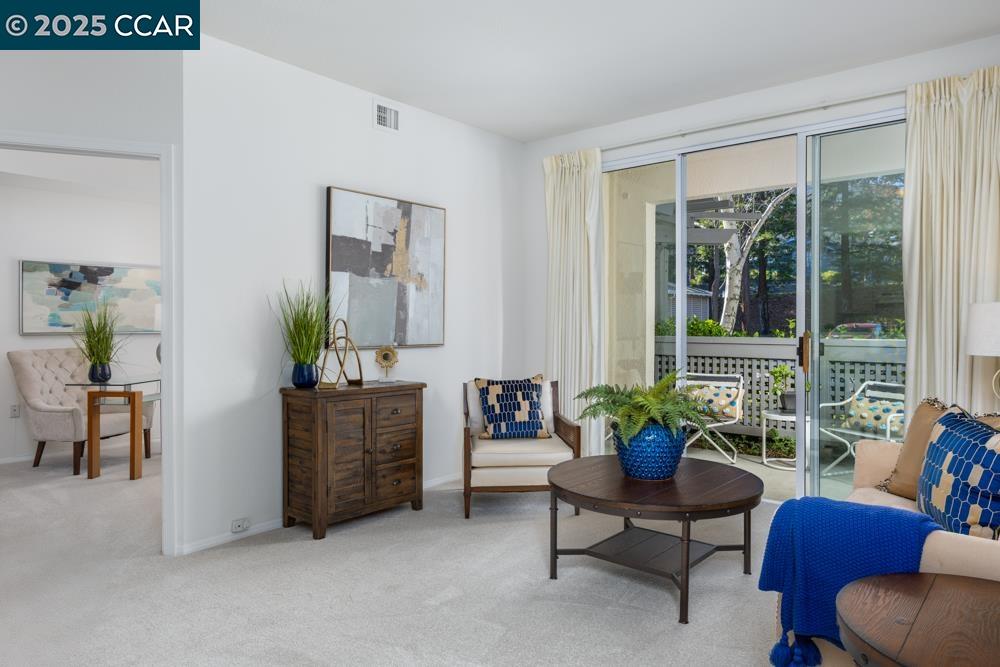 Photo #2: 41082203 Listing 