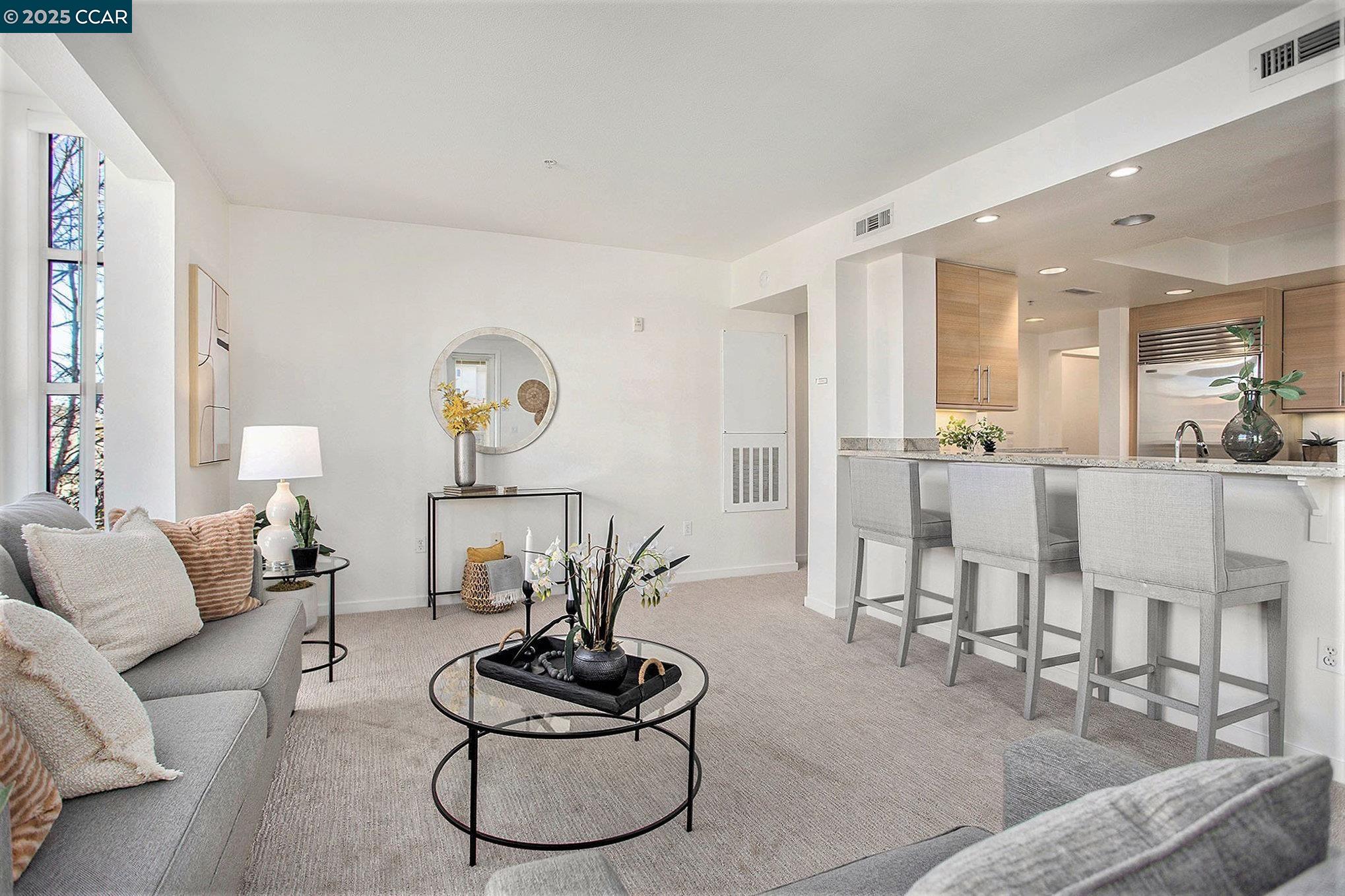 Photo #6: 41082204 Listing 