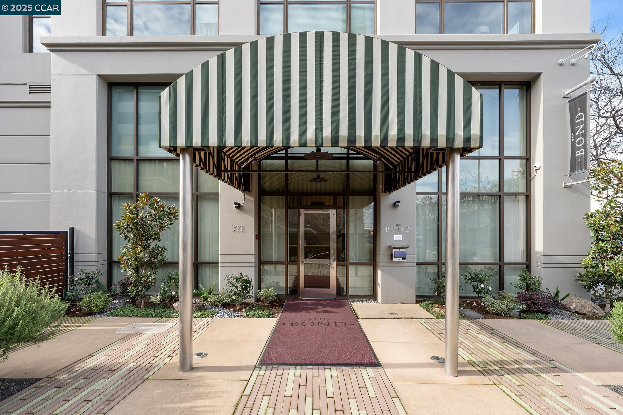 Detail Gallery Image 2 of 31 For 311 2nd St #710,  Oakland,  CA 94607 - 2 Beds | 2 Baths