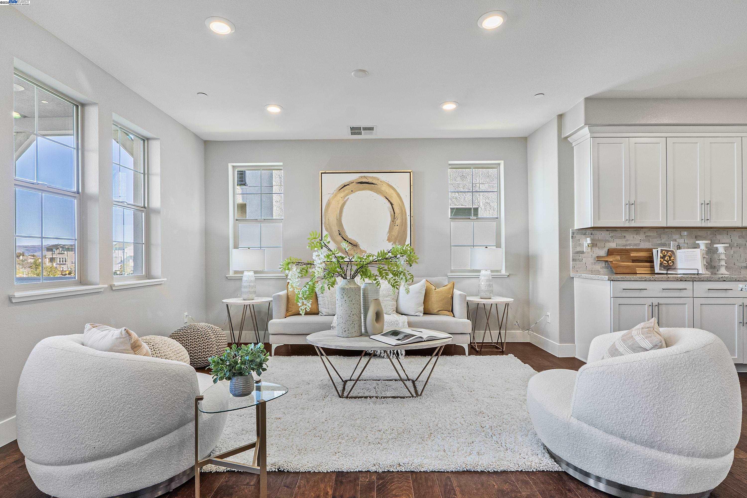 Detail Gallery Image 1 of 1 For 8563 Leeward Way, Newark,  CA 94560 - 3 Beds | 3/1 Baths