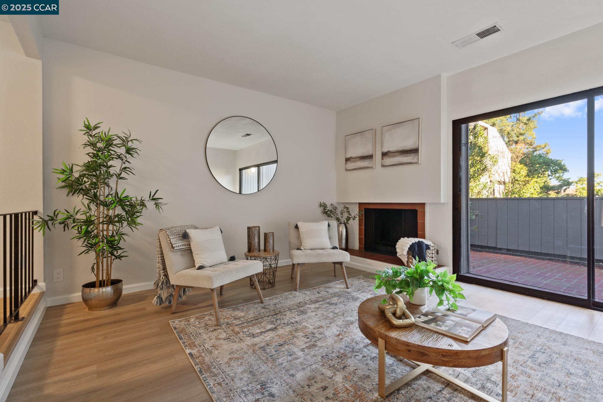 Photo #4: 41082222 Listing 