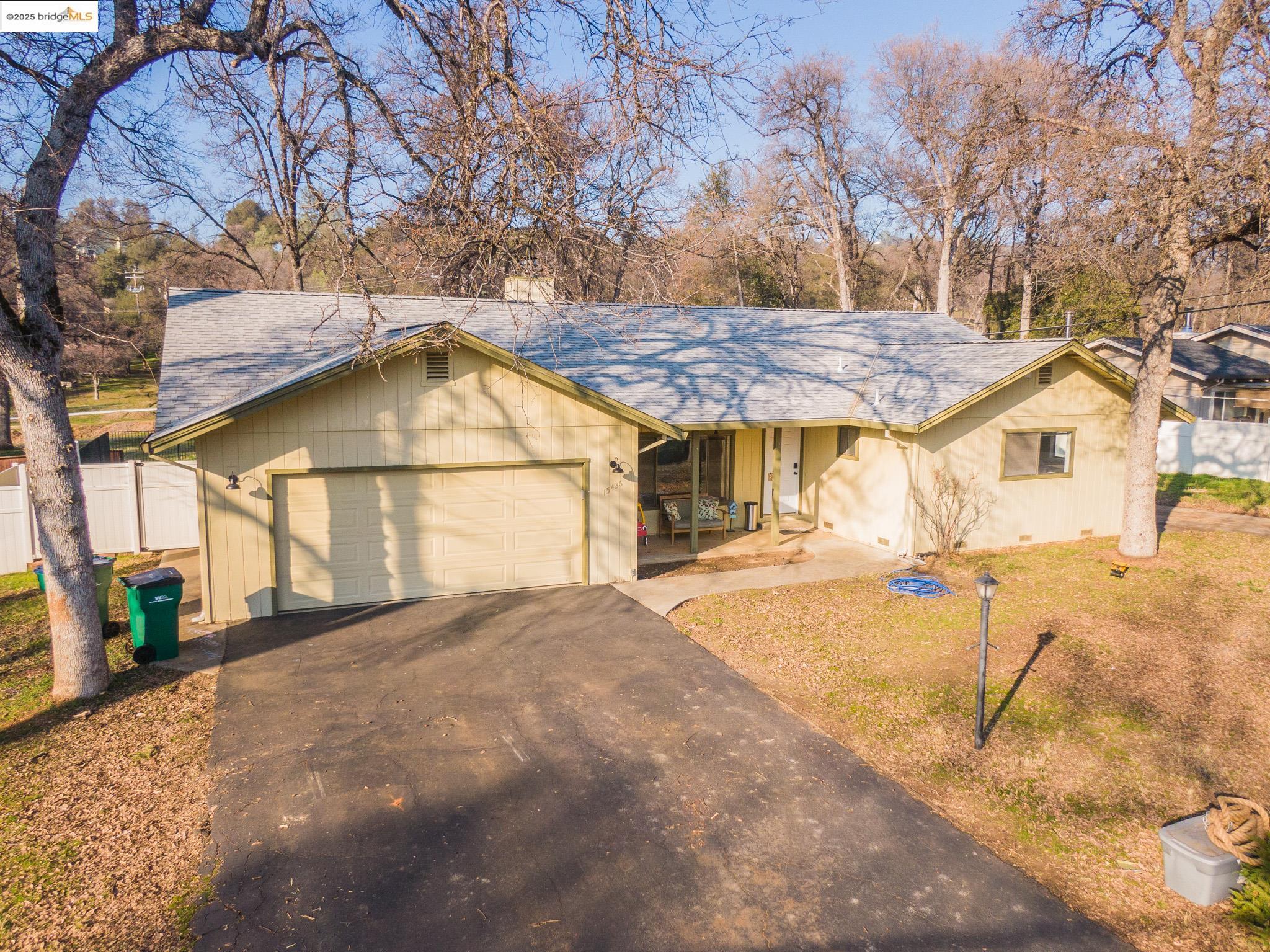 Detail Gallery Image 1 of 1 For 15436 Camino Del Parque N, Sonora,  CA 95370 - 3 Beds | 2 Baths