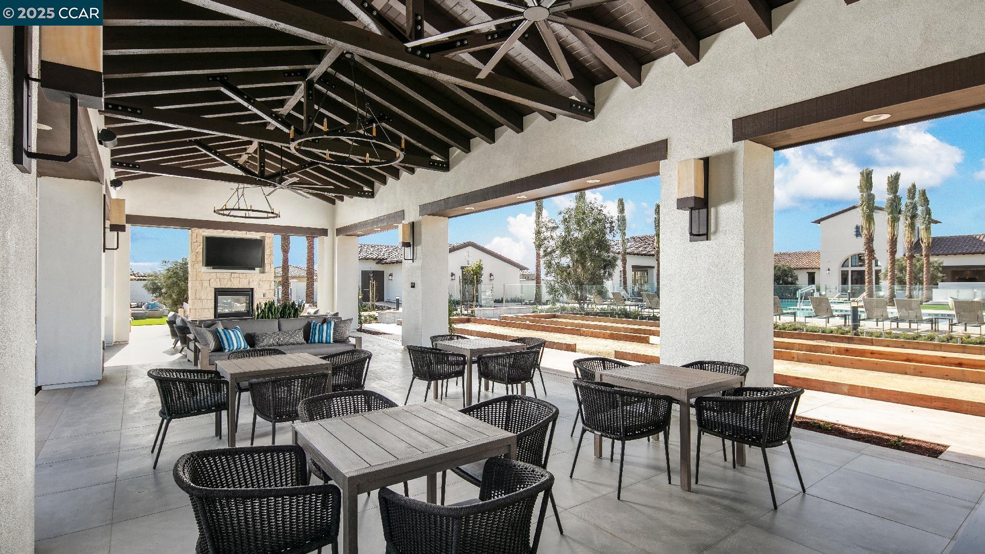 Detail Gallery Image 17 of 24 For 2135 via Santa Elena, Morgan Hill,  CA 95037 - 5 Beds | 5/1 Baths