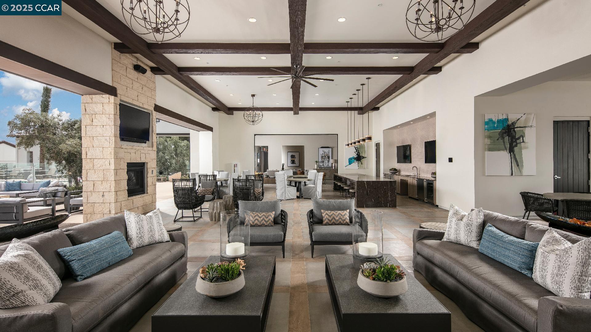 Detail Gallery Image 20 of 24 For 2135 via Santa Elena, Morgan Hill,  CA 95037 - 5 Beds | 5/1 Baths