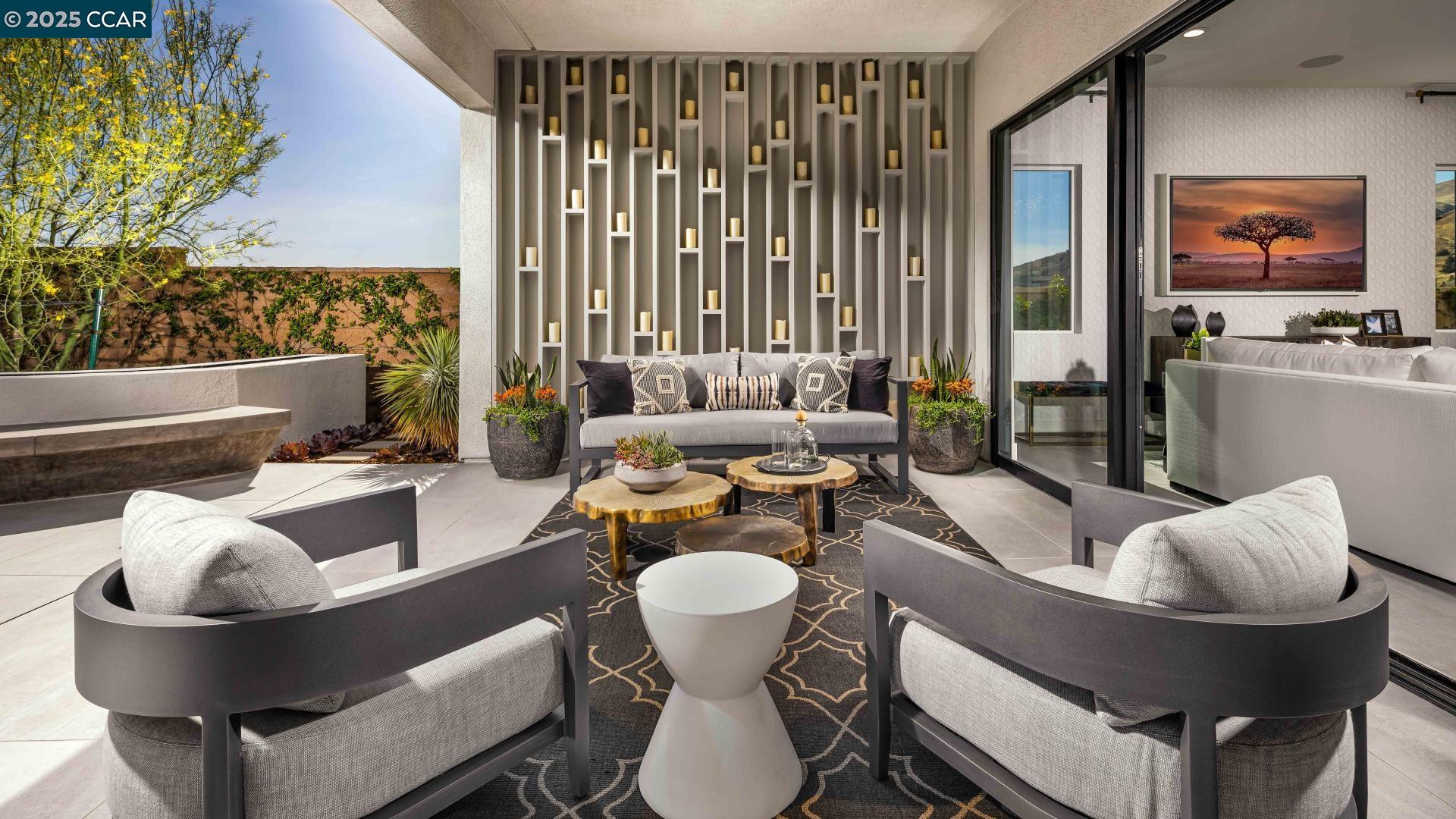 Detail Gallery Image 6 of 24 For 2135 via Santa Elena, Morgan Hill,  CA 95037 - 5 Beds | 5/1 Baths