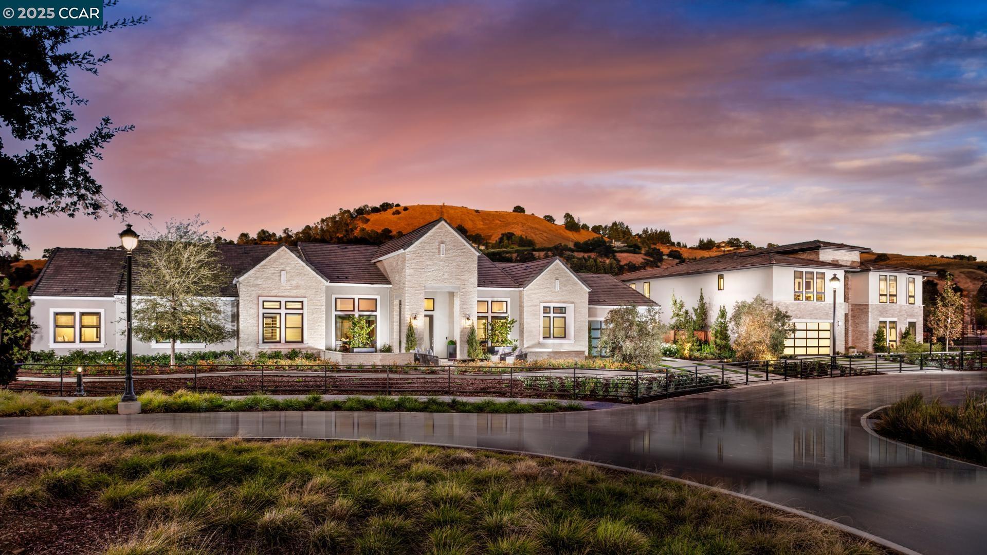 Detail Gallery Image 10 of 24 For 2135 via Santa Elena, Morgan Hill,  CA 95037 - 5 Beds | 5/1 Baths