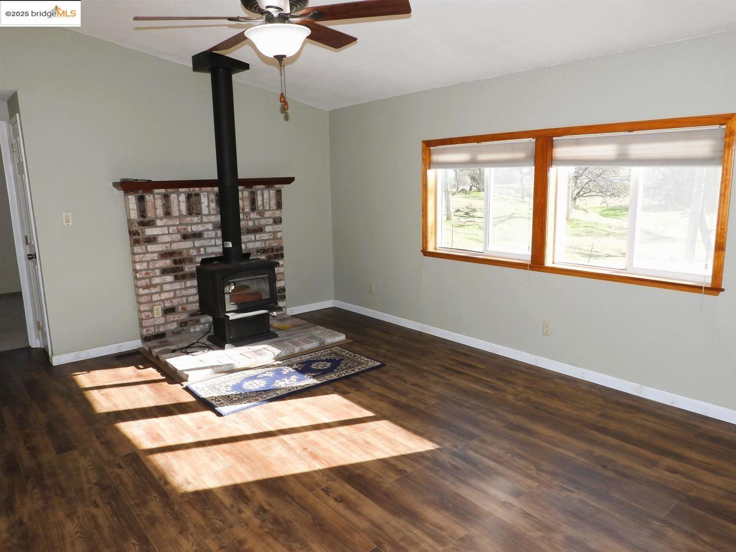 Detail Gallery Image 13 of 38 For 5754 Lozano St, La Grange,  CA 95311 - 3 Beds | 3 Baths