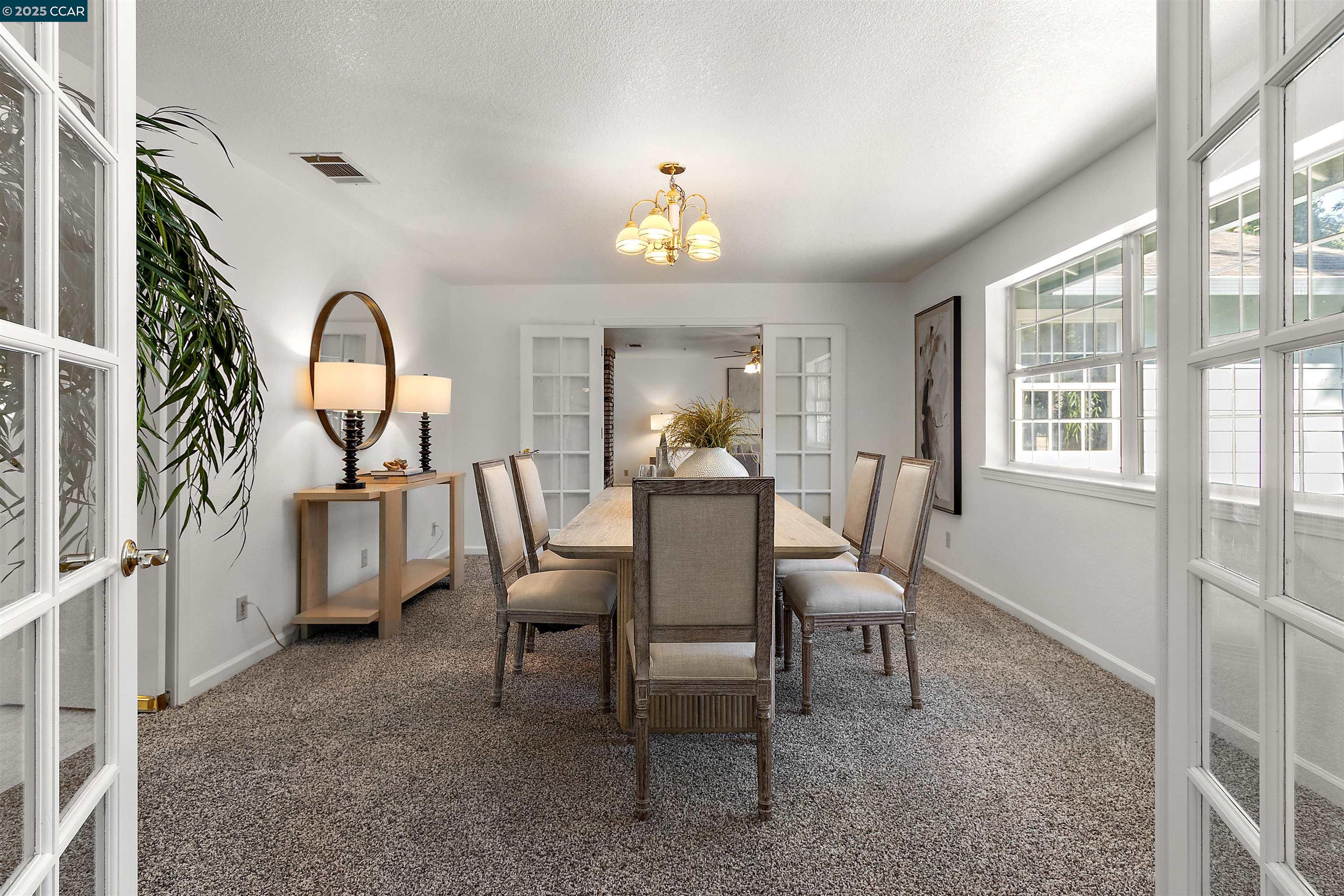 Detail Gallery Image 13 of 60 For 5435 Box R Ranch Rd, Vacaville,  CA 95687 - 4 Beds | 2/2 Baths