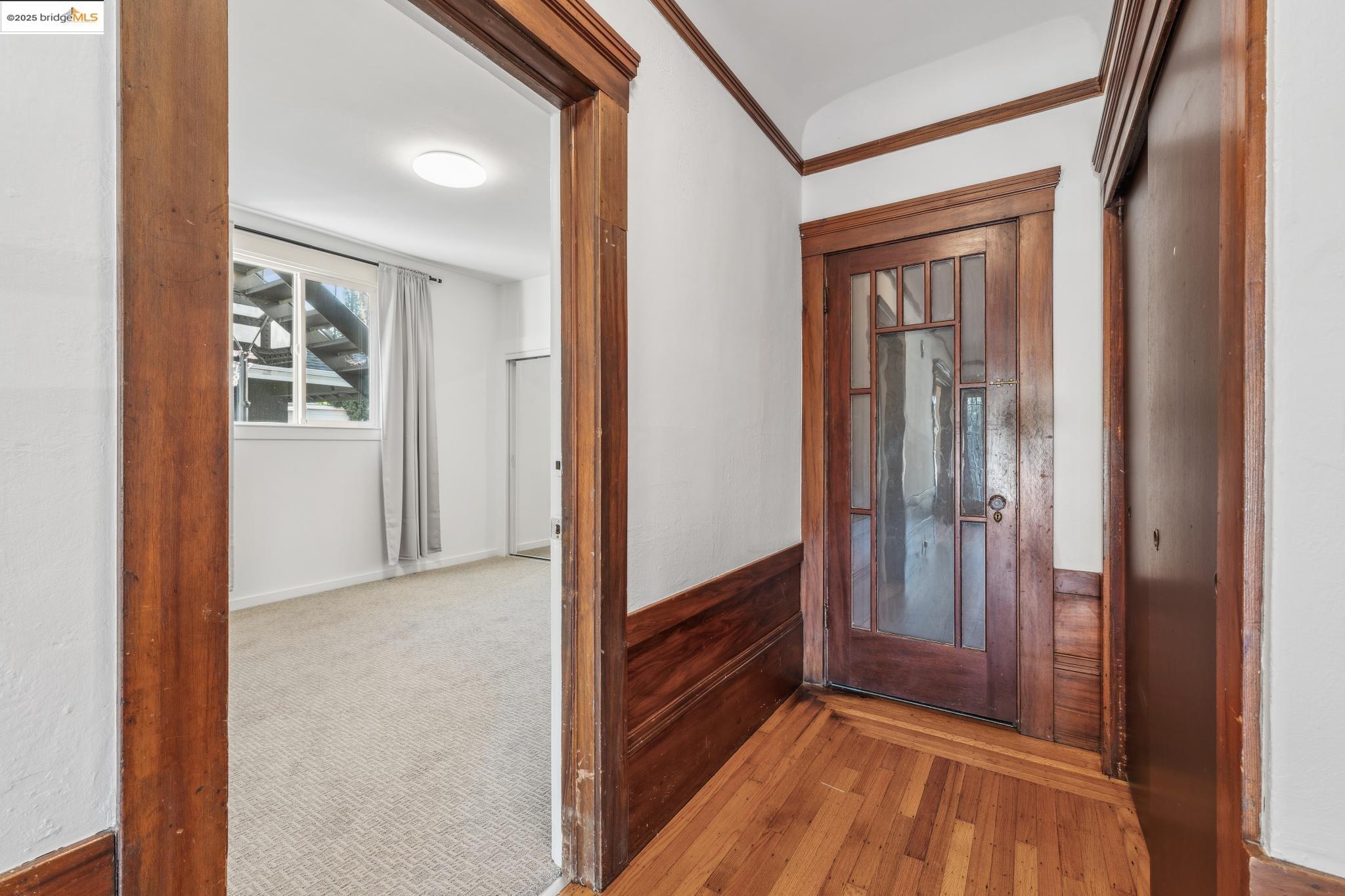 Detail Gallery Image 22 of 41 For 1001 Macarthur Blvd, Oakland,  CA 94610 - – Beds | – Baths