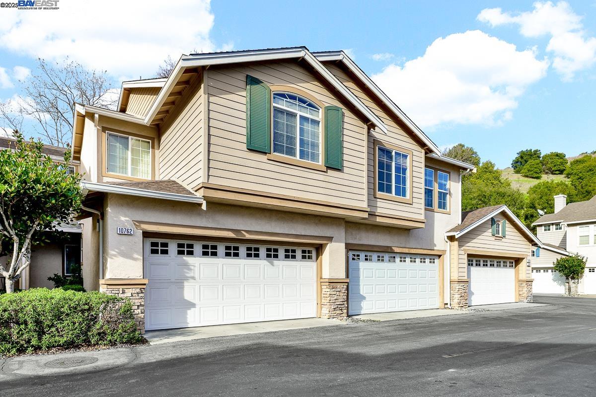 Photo #2: 41082328 Listing 